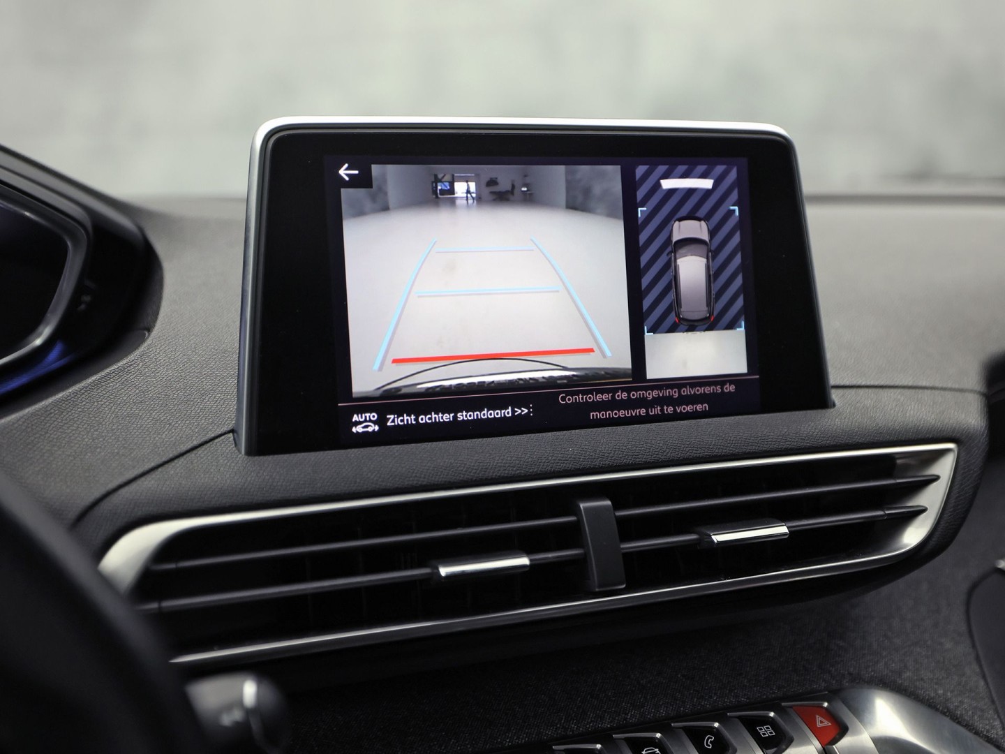 Peugeot 3008 1.2 PureTech GT Line (PANORAMADAK, APPLE CARPLAY, KEYLESS, 360 CAMERA, SPORTSTOELEN, GETINT GLAS, LED KOPLAMPEN, DRIVE MODE, NIEUWSTAAT)