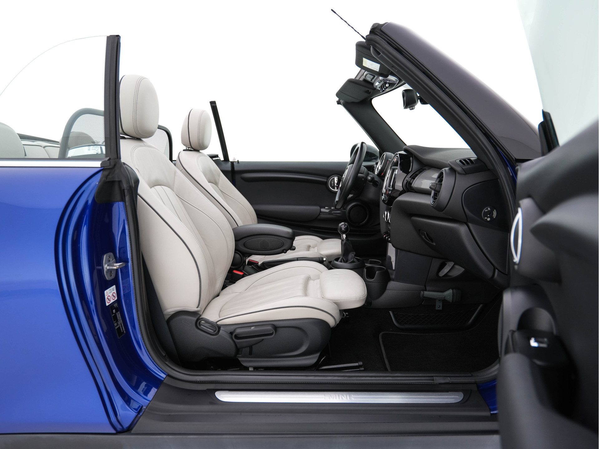 MINI Mini Cabrio 1.5 Cooper Chili *LEATHER | FULL-LED | HEATED-SPORTSEATS | KEYLESS | NAVI-FULLMAP | ECC | PDC | CRUISE | AMBIENT-LIGHT | AIRSCARF | 18''ALU*