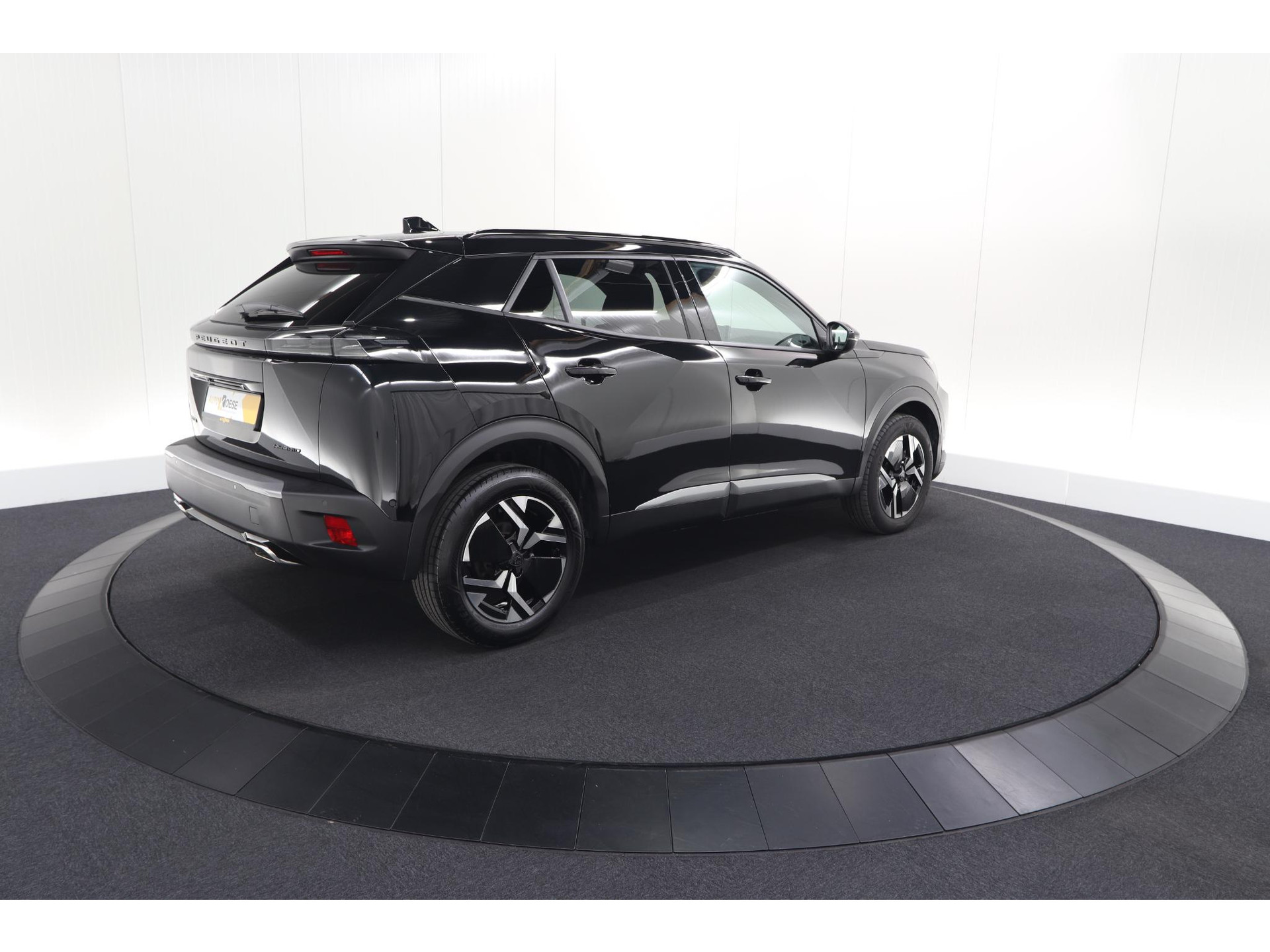Peugeot 2008 1.2 Hybrid 145 Allure | 360 Camera | Adaptieve Cruise Control | Navigatie | Dodehoekdetectie