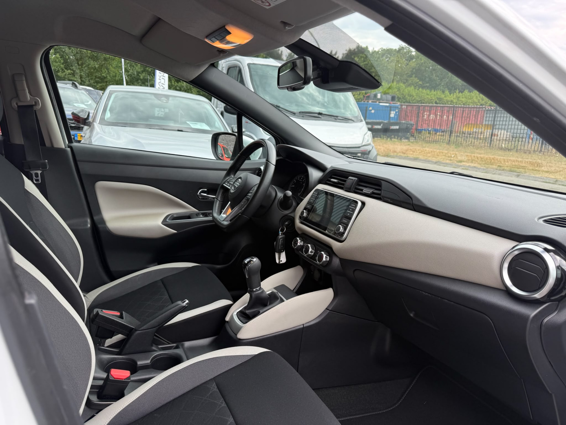 Nissan Micra 1.0 IG-T N-Connecta | 2E EIGENAAR | 3/6 OF 12 MND GARANTIE | CRUISE | CAMERA | AIRCO |