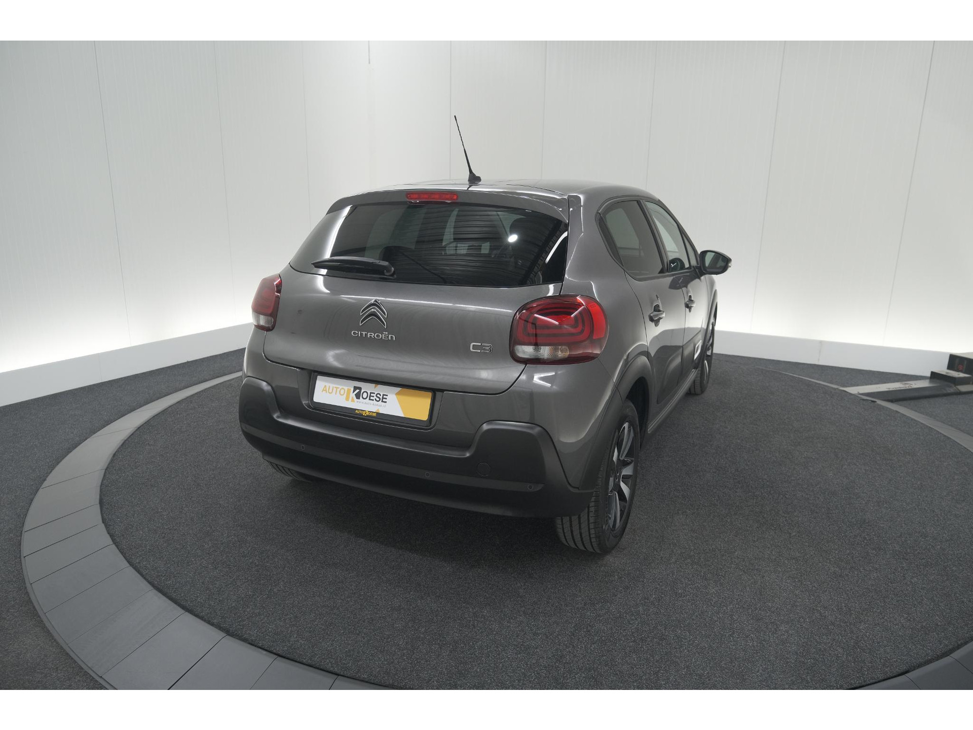Citroen C3 PureTech 110 EAT6 Max | Apple Carplay | Parkeersensoren | Climate Control | 16 Inch Lichtmetalen Velgen