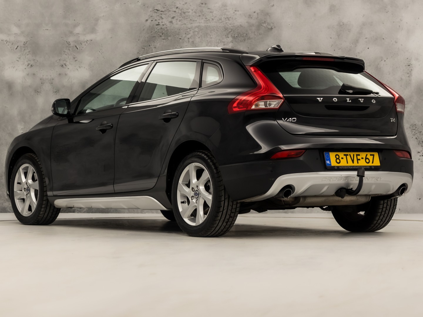 Volvo V40 Cross Country 1.6 T4 Sport 179Pk (NAVIGATIE, CLIMATE, TREKHAAK, SPORTSTOELEN, PARKEERSENSOREN, CRUISE, NIEUWSTAAT)