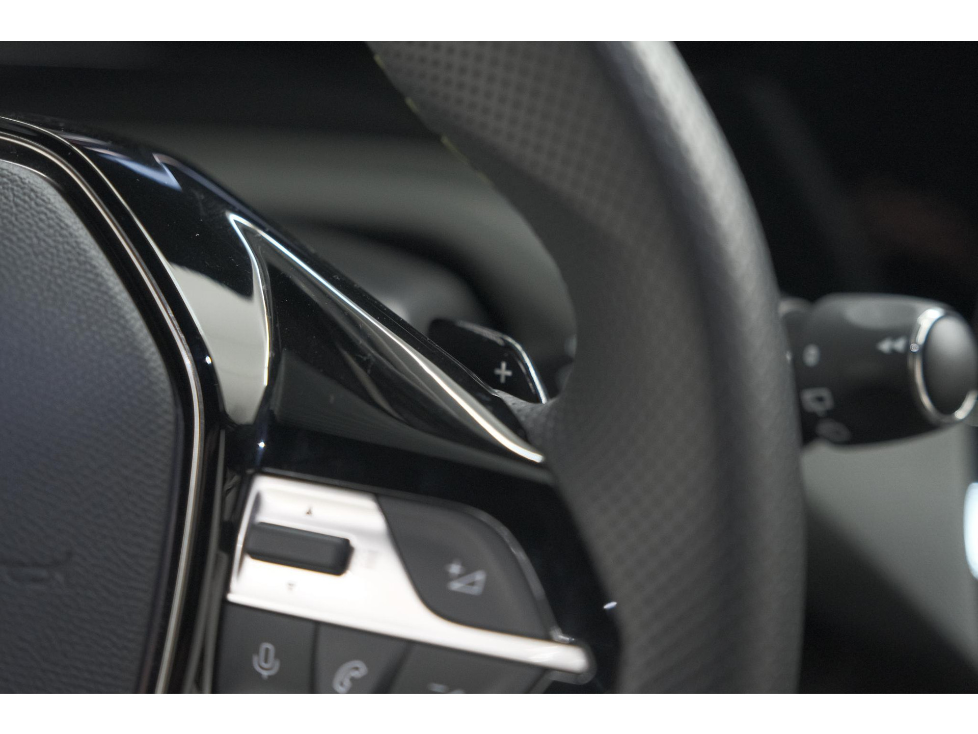 Peugeot 308 SW 1.2 Hybrid 136 e-DCS6 GT | Camera | Adaptieve Cruise Control | Apple Carplay