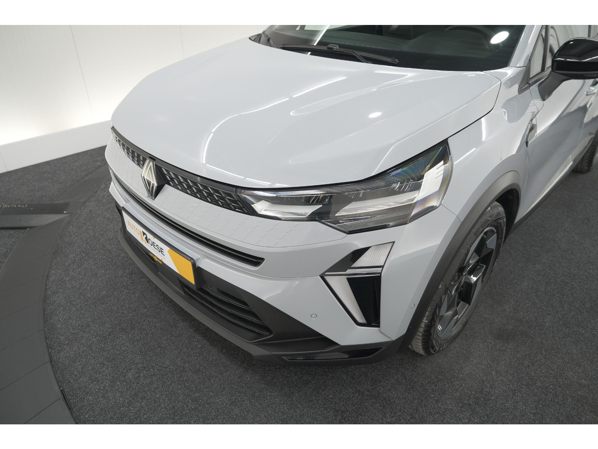 Renault Captur TCe 90 Techno | Nieuw Model | Camera | Navigatie | Apple Carplay | Pack Full Screen | 18 Inch Lichtmetalen Velgen