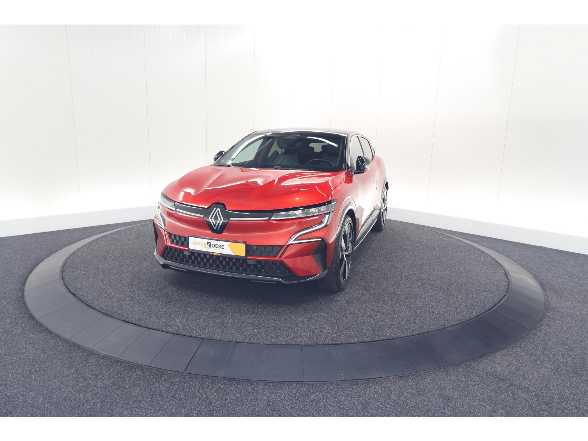 Renault Megane E-Tech EV60 Optimum Charge Techno | Adaptieve Cruise Control | Winterpakket | Dodehoekdetectie | Harman Kardon