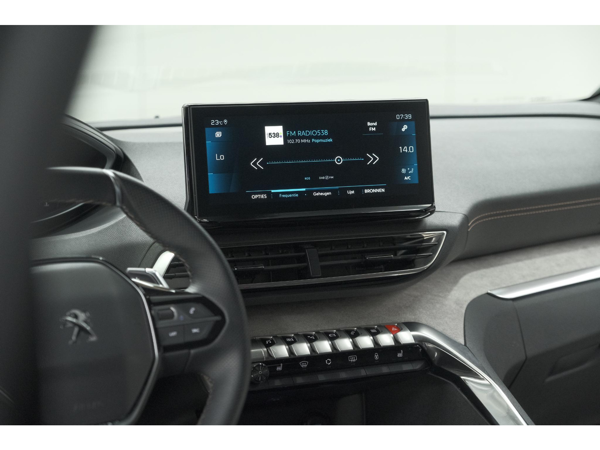 Peugeot 3008 1.2 Hybrid 136 GT | 360 Camera | Adaptieve Cruise Control | Elektronische Kofferklep | Navigatie