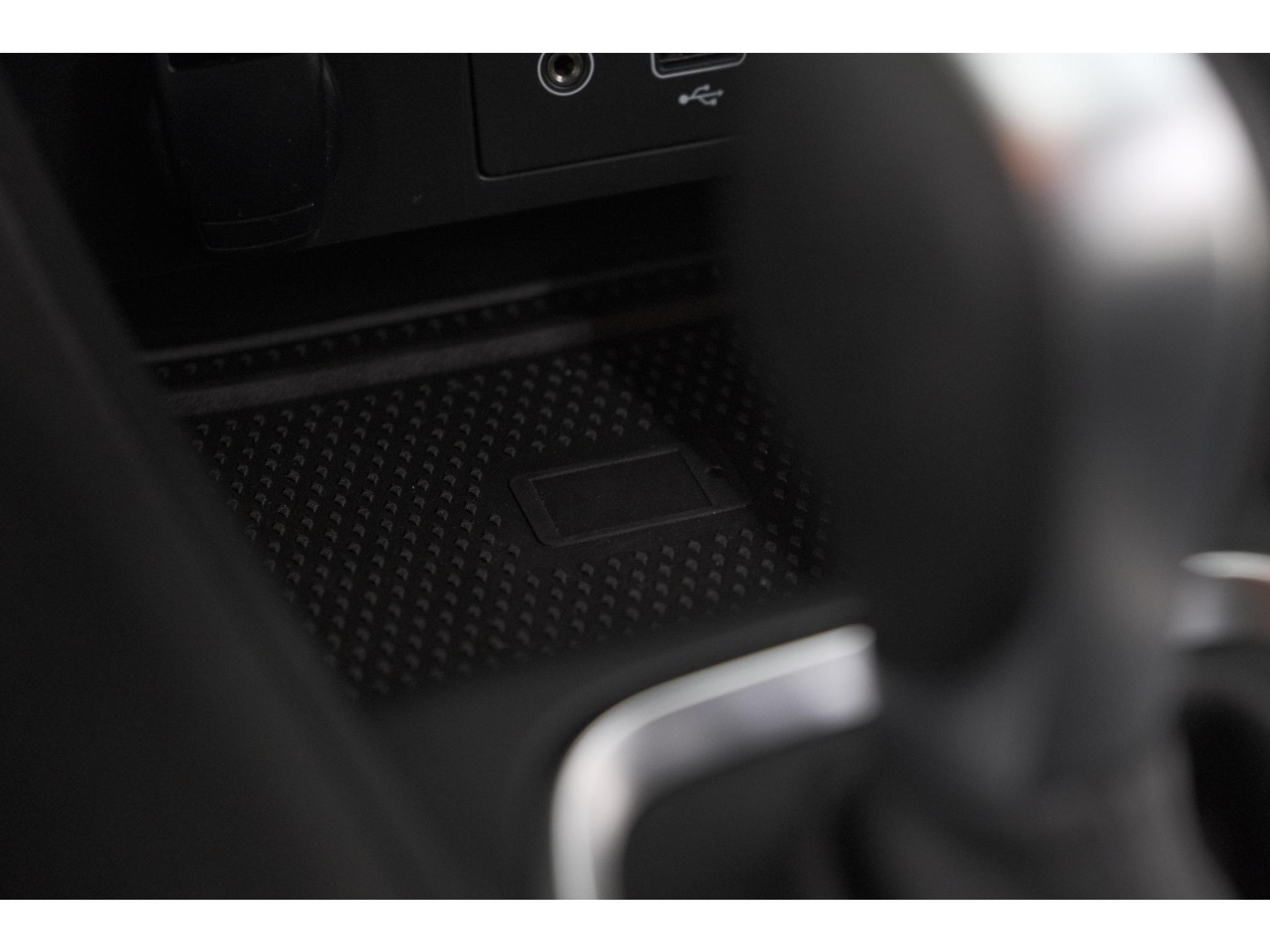 Renault Captur 1.6 E-Tech Plug-in Hybrid 160 Business | Parkeersensoren | Apple Carplay | Navigatie | Climate Control
