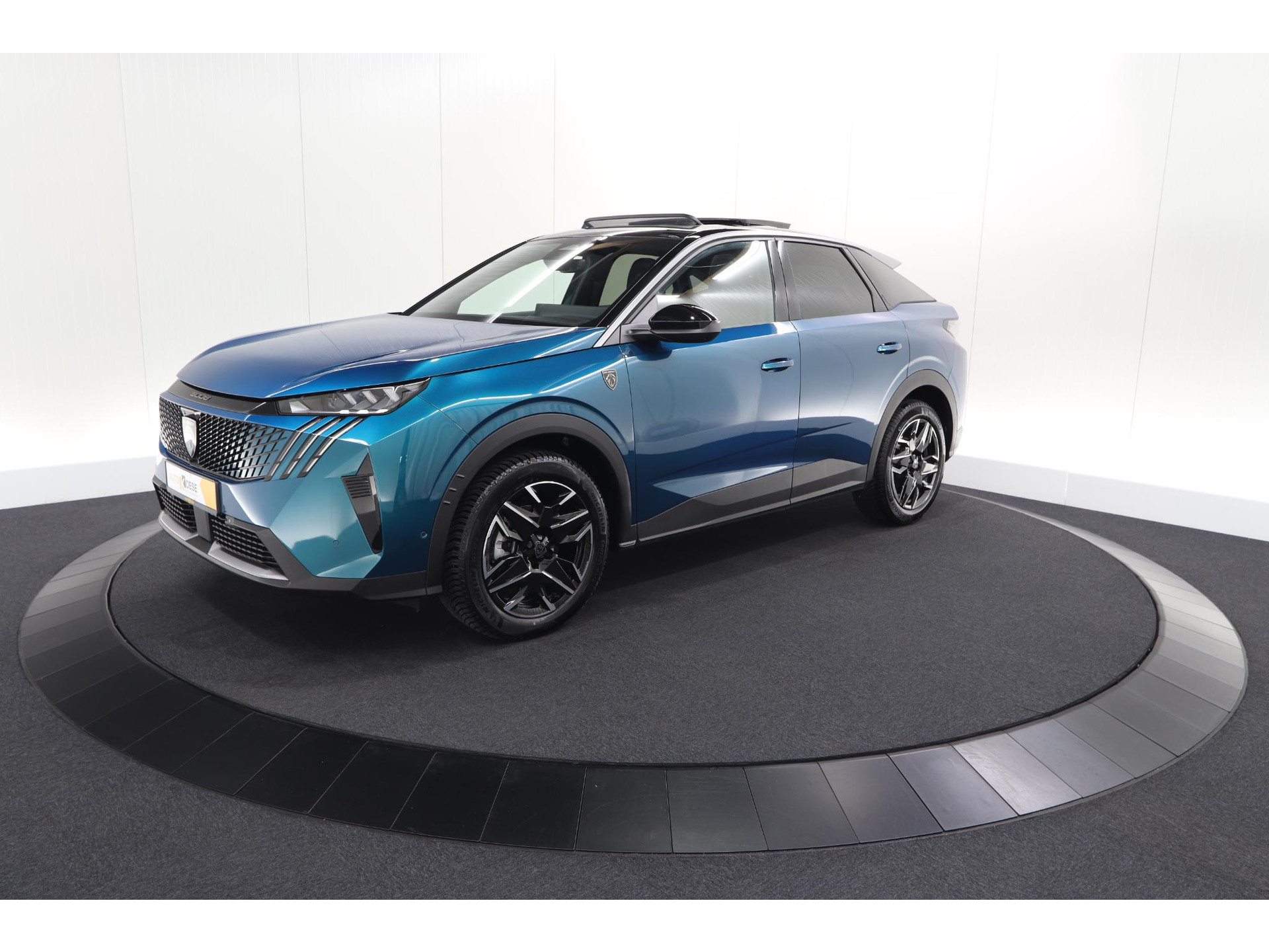 Peugeot 3008 1.2 Hybrid 145 GT | Panoramadak | Focal Hi-Fi | 360 Camera | Elektronische kofferklep