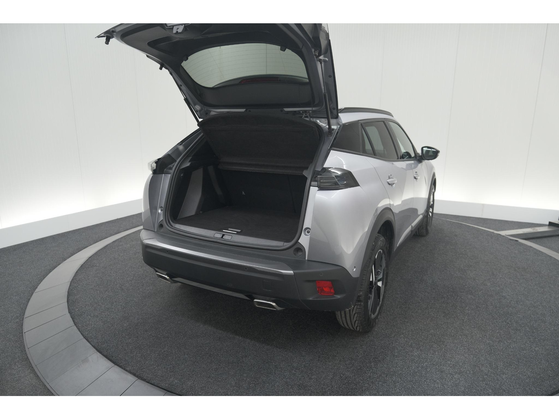 Peugeot 2008 Hybrid 136 e-DSC6 Allure | 360 Camera | Adaptieve Cruise Control | Dodehoekdetectie | Navigatie
