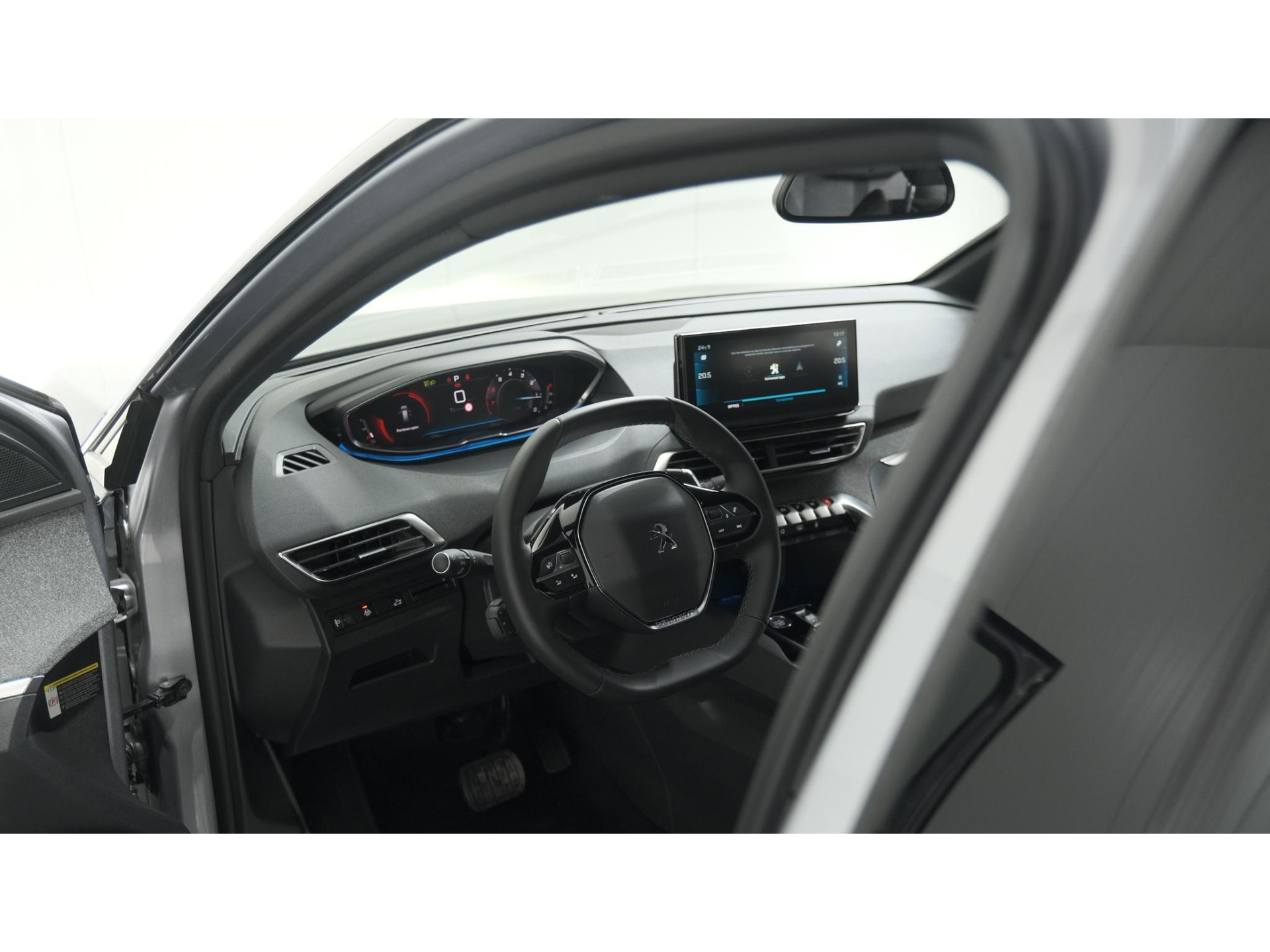 Peugeot 5008 PureTech 130 EAT8 Allure Pack Business | 7 Zitplaatsen | Camera | Dodehoekdetectie | Navigatie | Elektronische Achterklep