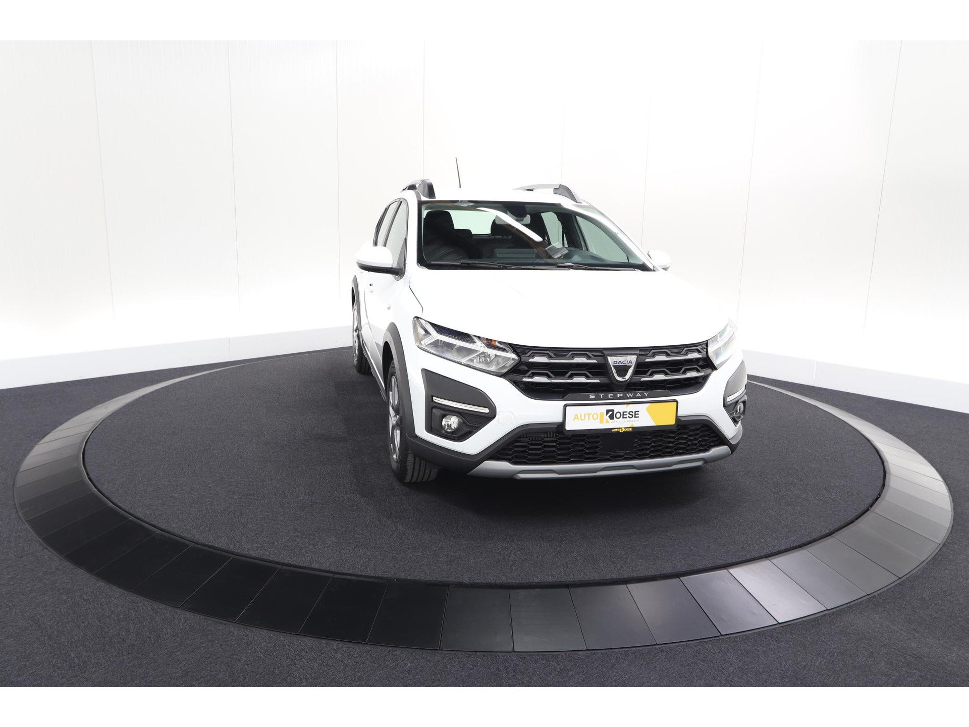 Dacia Sandero Stepway 1.0 TCe 90 Comfort | Apple Carplay | Parkeersensoren | Cruise Control