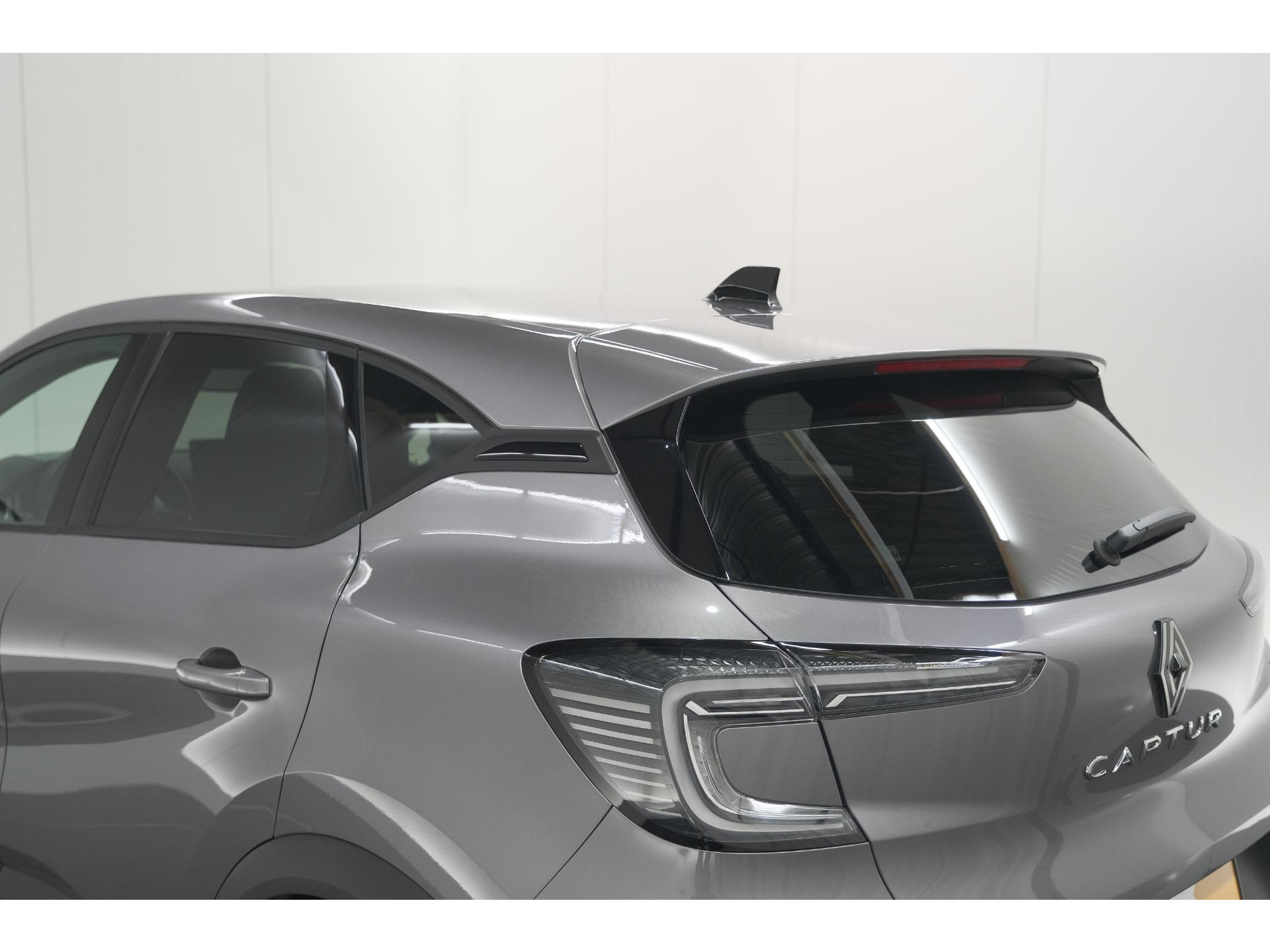 Renault Captur Mild Hybrid 160 Techno | Pack Winter | Camera | Adaptieve Cruise Control | Apple Carplay
