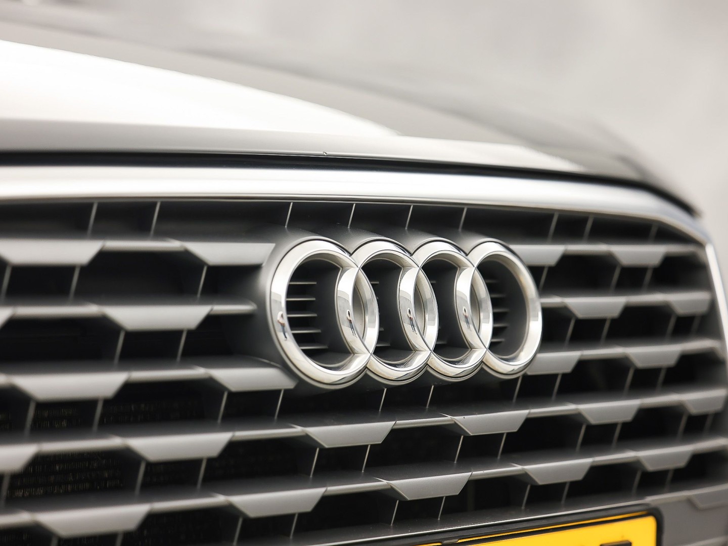 Audi Q2 1.4 TFSI S-Line Sport 150Pk Automaat (VIRTUAL COCKPIT, GROOT NAVI, CLIMATE, LEDER, STOELVERWARMING, SPORTSTOELEN, LED KOPLAMPEN, PARKEERSENSOREN, NIEUWSTAAT)