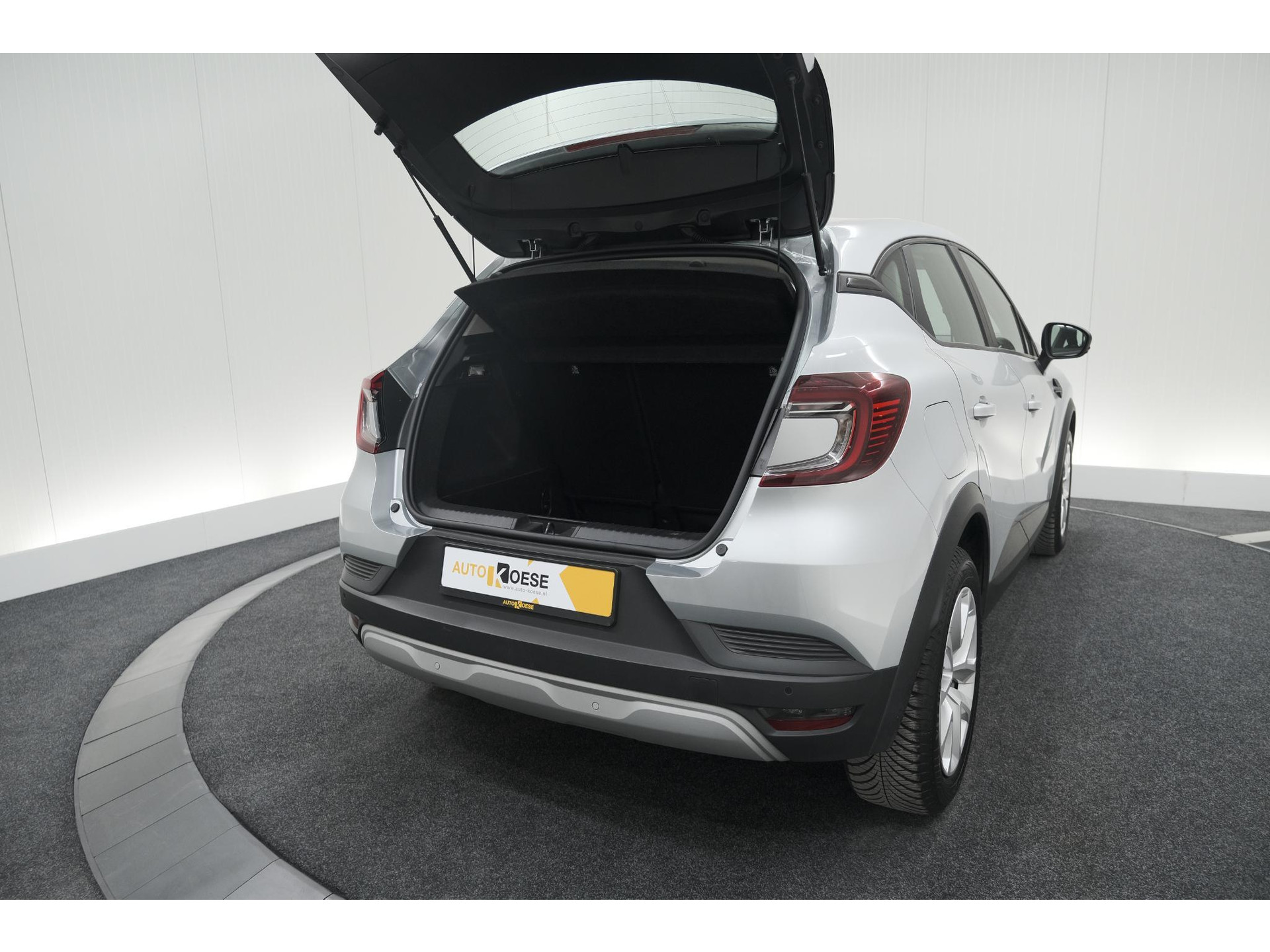 Renault Captur TCe 90 Evolution | Parkeersensoren | Navigatie | Allseason Banden | Apple Carplay