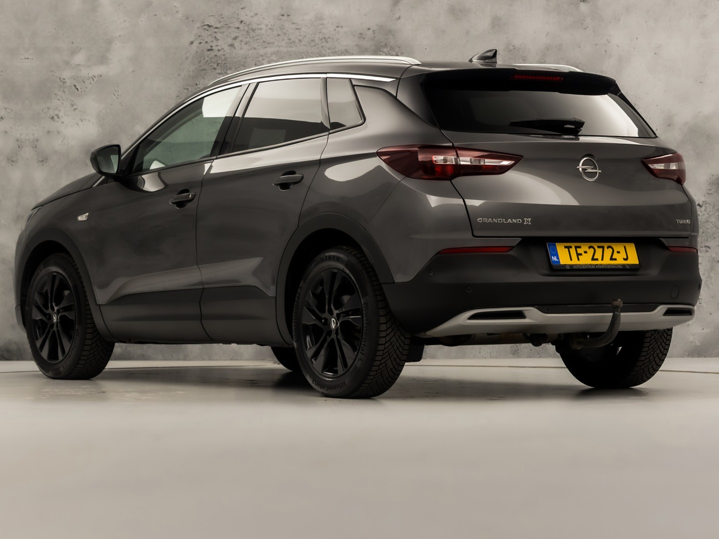 Opel Grandland X 1.2 Turbo Deluxe (MEMORY SEAT, LEDER, STOELKOELING/VERWARMING, APPLE CARPLAY, STOELVERWARMING ACHTER, GETINT GLAS, KEYLESS, TREKHAAK, ELEK ACHTERKLEP, NIEUWSTAAT)