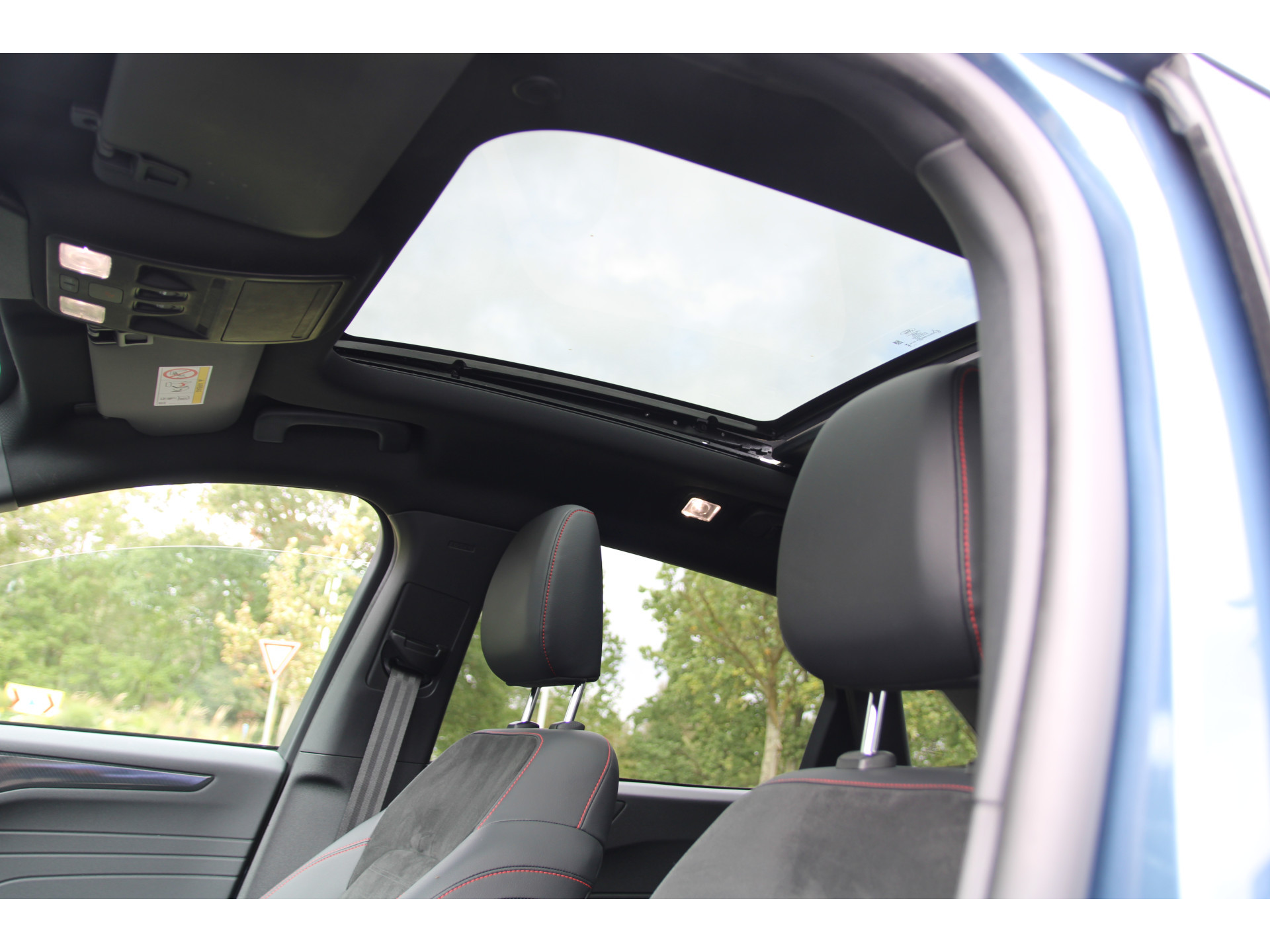 Ford Kuga 1.5 EcoBoost 150 PK ST-Line X TREKHAAK | PANORAMADAK | HEAD-UP