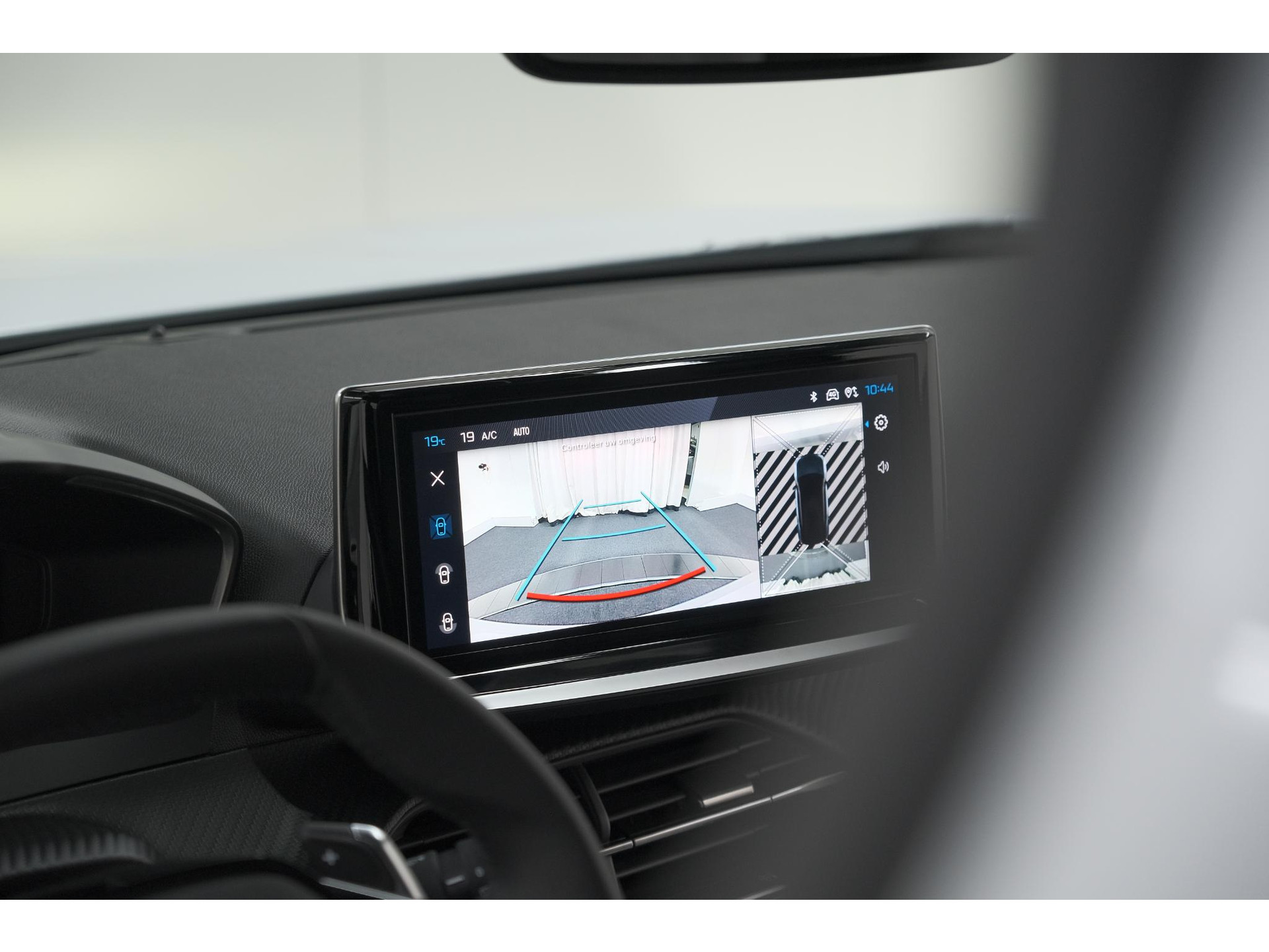 Peugeot e-2008 EV GT 50 kWh | 11 KW Laadfunctie | 360 Camera | Dodehoekdetectie | Apple Carplay