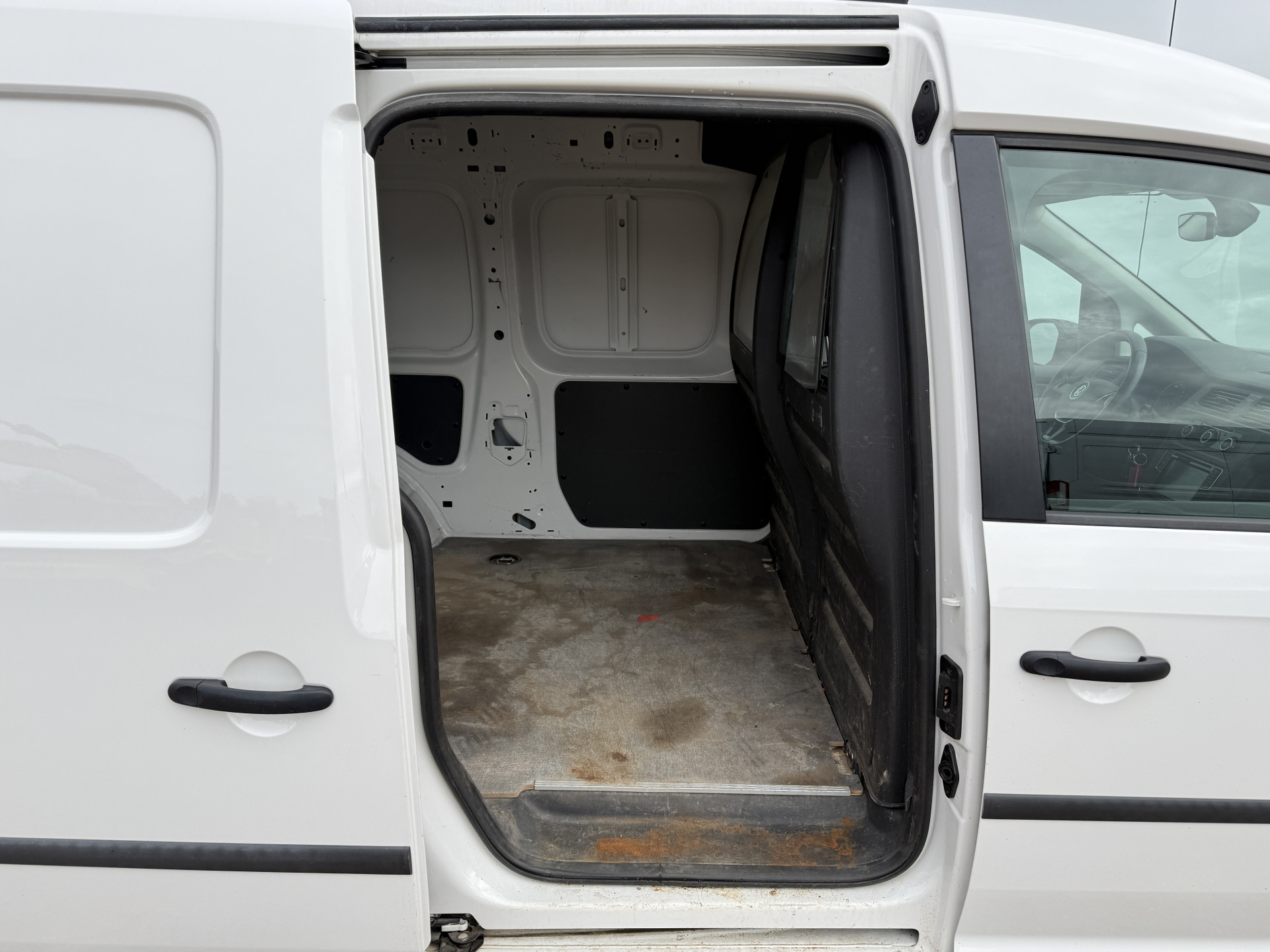 Volkswagen e-Caddy 37kWh 113PK L2H1 Elektrisch Caddy ABT Maxi 37,3kWh 159km WLTP Trekhaak Lichmetalen Velgen Airco Stoelverwarming Apple Carplay Parkeersensoren