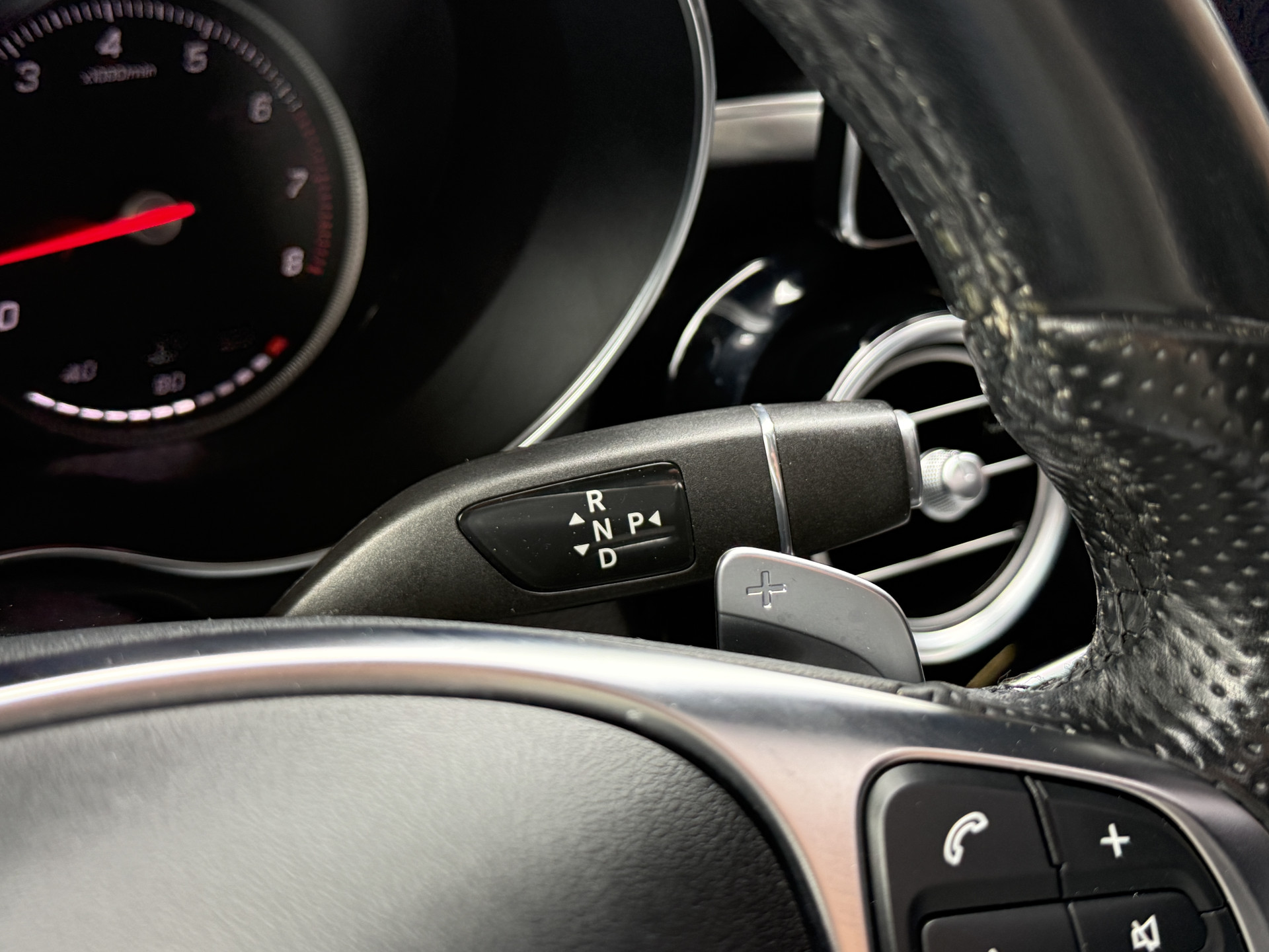 Mercedes-Benz GLC-klasse 250 4MATIC AMG Line Premium | Panoramadak | Stoelverwarming | Camera