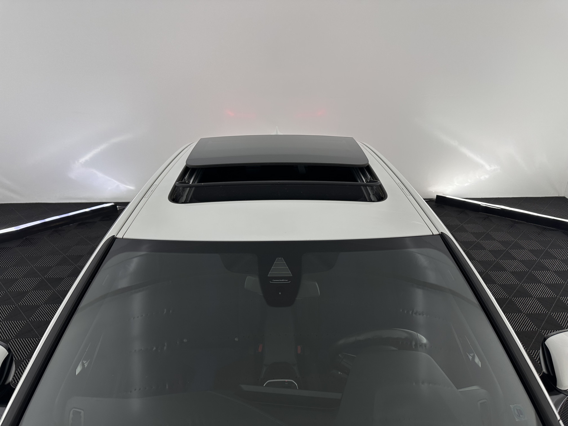 BMW 2-serie Gran Coupé 220i M-Sportpack Business Edition (INCL-BTW) Aut. *PANO | MICROFIBRE-SPORTSEATS | FULL-LED | DIGI-COCKPIT | CAMERA | NAVI-FULLMAP | HIFI-SOUND | DAB+ | ECC | PDC | CRUISE | CARPLAY | KEYLESS | PRIVACYGLASS | 18"ALU*