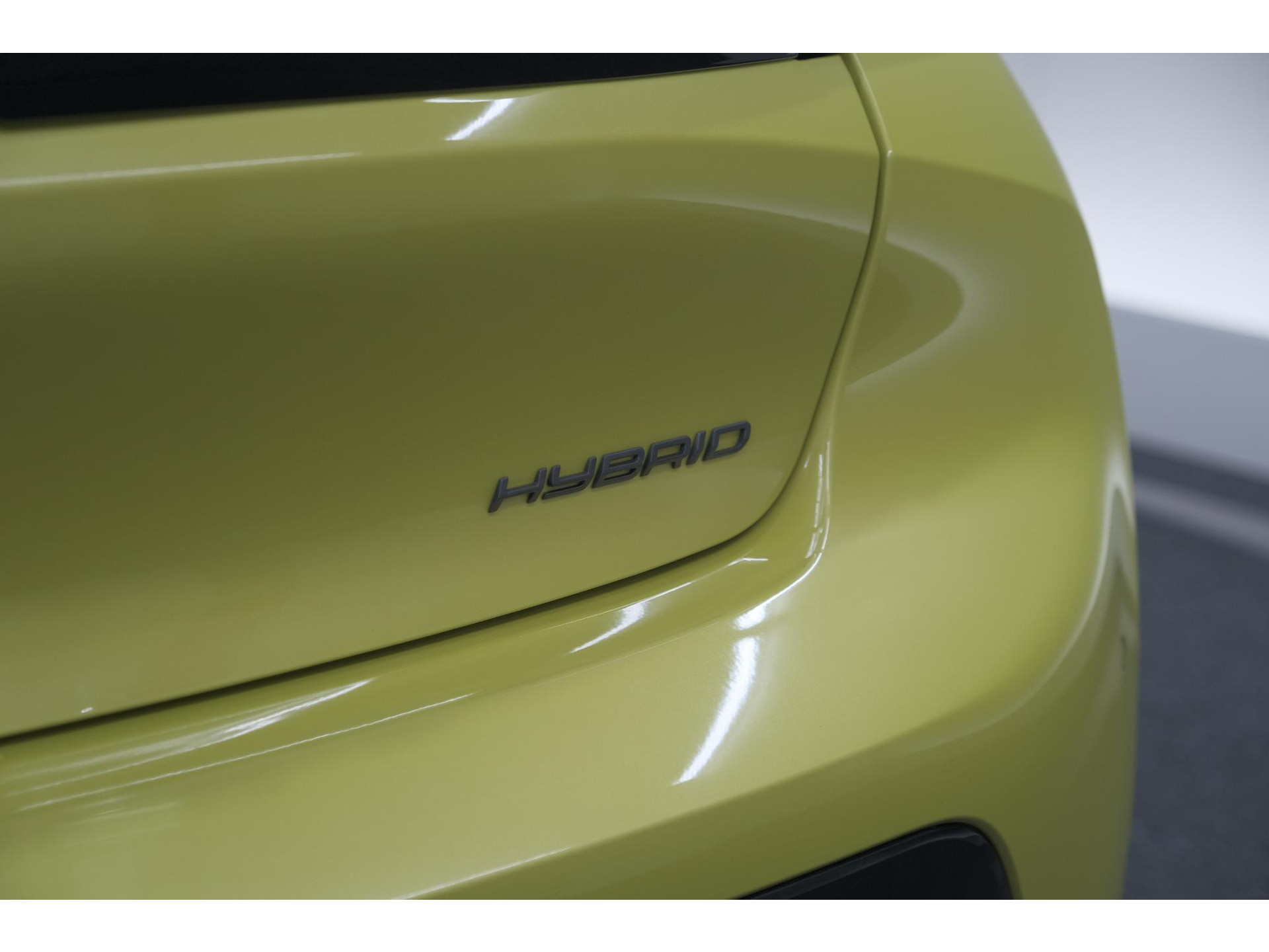 Peugeot 208 Hybrid 136 e-DCS6 GT | Camera | Apple Carplay | Parkeersensoren