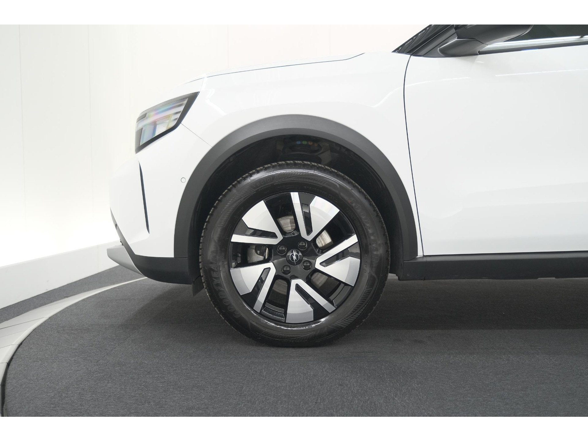 Opel Frontera 1.2 Turbo Hybrid 145 GS | 7 Zitplaatsen | Camera | Dodehoekdetectie | Navigatie