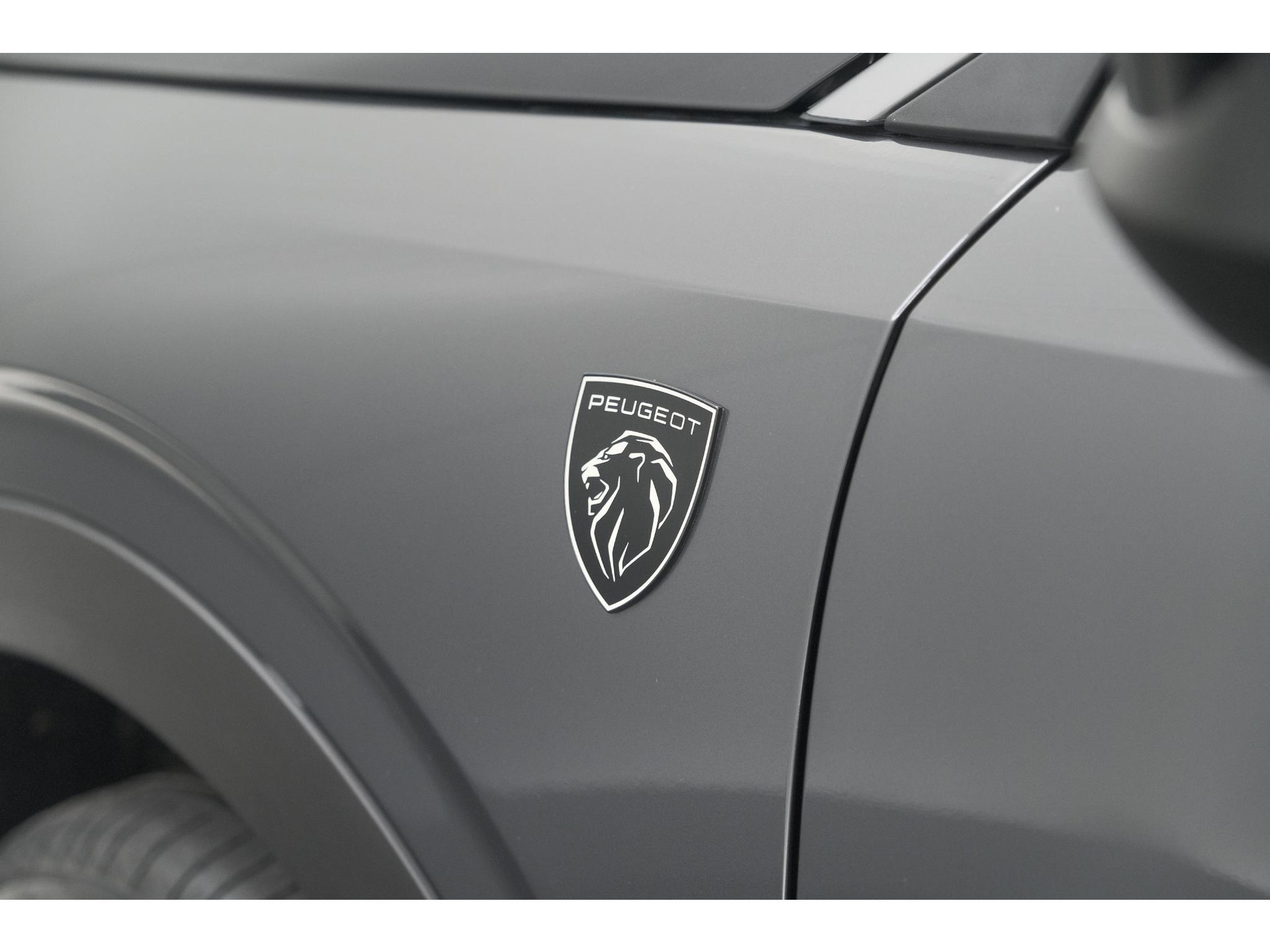 Peugeot 3008 1.2 Hybrid 136 GT | Pack Winter | Camera | Adaptieve Cruise Control | Elektrische Kofferklep