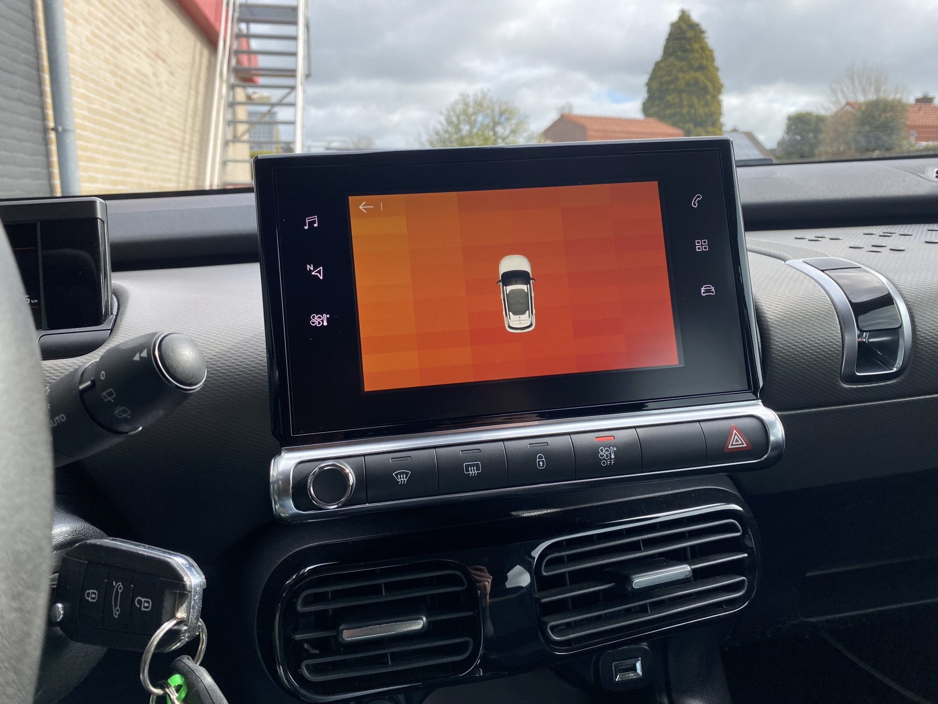 Citroën C4 Cactus 1.2 PureTech Business | navigatie | trekhaak | cruise control | parkeersensoren | apple carplay/android auto