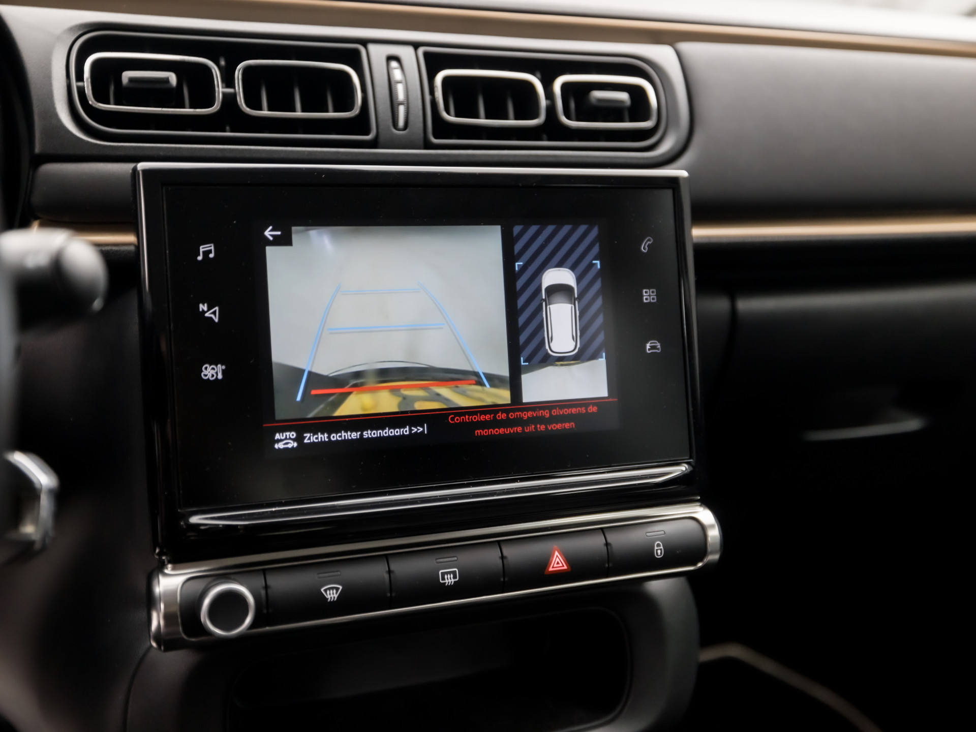 Citroën C3 1.2 PureTech S&S Origins (APPLE CARPLAY, NAVIGATIE, 360 CAMERA, LANE ASSIST, SPORTSTOELEN, LM VELGEN, PARKEERSENSOREN, CRUISE, NIEUWE APK, NIEUWSTAAT)