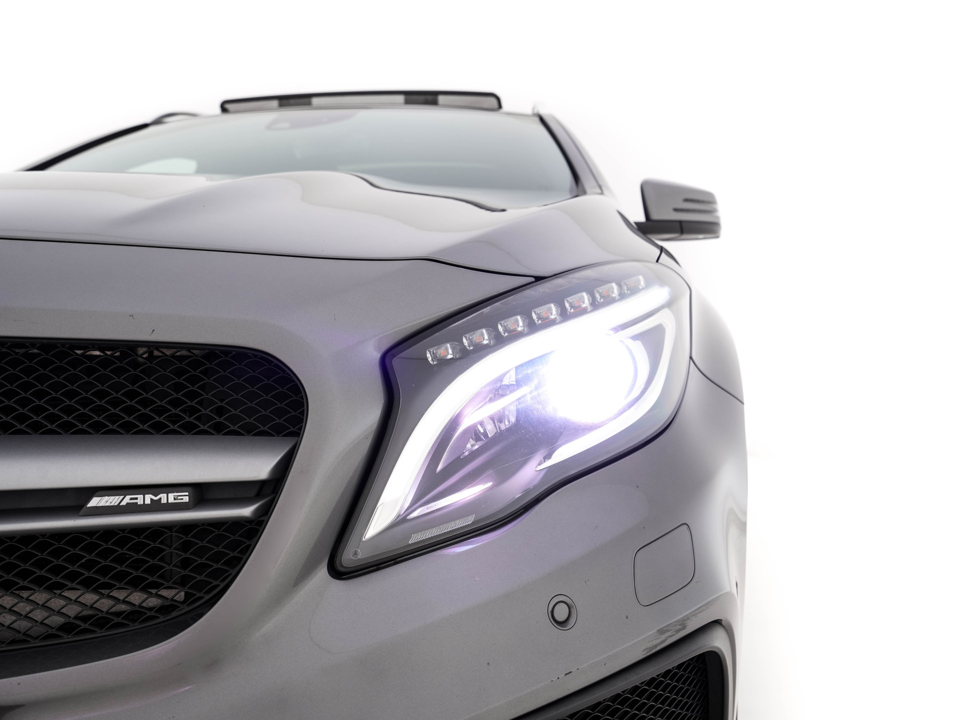 Mercedes-Benz GLA-klasse AMG 45 4MATIC *PANO | XENON | LEATHER-ALCANTARA | MEMORY-PACK | HARMAN/KARDON-AUDIO | KEYLESS |  CAMERA | SPORT-SEATS | HEATED-SEATS | NAVI-FULLMAP | SHIFT-PADDLES  | ECC | PDC | CRUISE | 20''ALU*