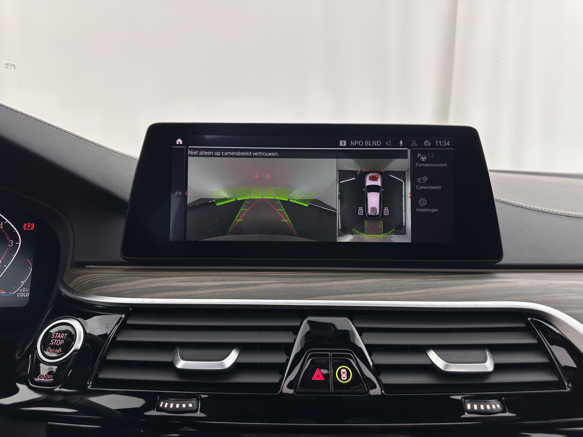 BMW 5-serie Touring 540i xDrive  M-Sportpack High Executive Aut. *PANO | LEATHER | FULL-LED | ADAPTIVE-CRUISE | DIGI-COCKPIT | MEMORY-PACK | BLINDSPOT | TOPVIEW | HARMAN/KARDON | KEYLESS | DIGI-COCKPIT | HEATED-COMFORTSEATS | AMBIENTLIGHT | HEAD-UP |