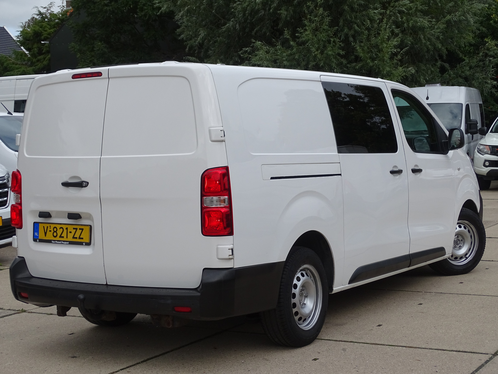 Peugeot Expert 231L 2.0 BlueHDI 120 DC Premium