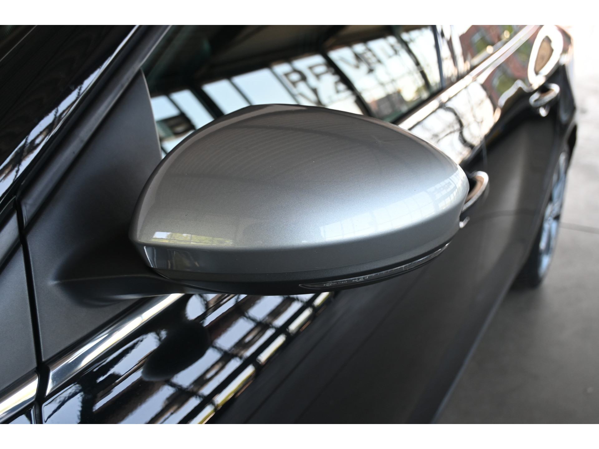 Renault Mégane Estate 1.2 TCe Automaat GT-Line Clima Cruise Led Camera Navigatie Stoelverwarming Inruil Mogelijk!