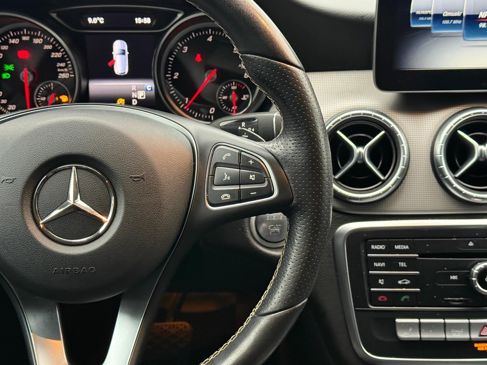 Mercedes-Benz CLA-klasse Shooting Brake 180 d Business Solution | 1E EIGENAAR | 3/6/12MND GARANTIE | AUTOMAAT | AIRCO | CRUISE | NAVI | LMV | LED | TREKHAAK |