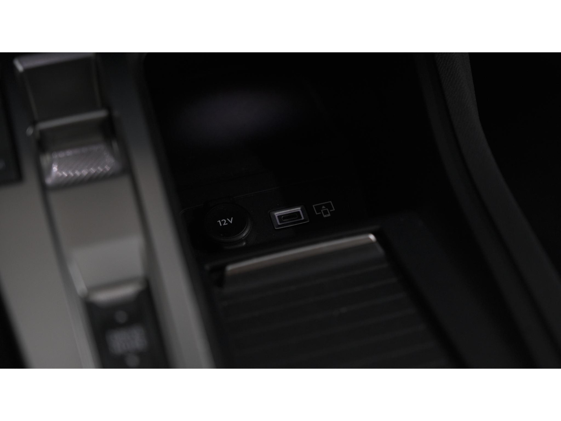 Peugeot 308 SW PureTech 130 EAT8 Active Pack | Automaat | Apple Carplay | Parkeersensoren | Navigatie