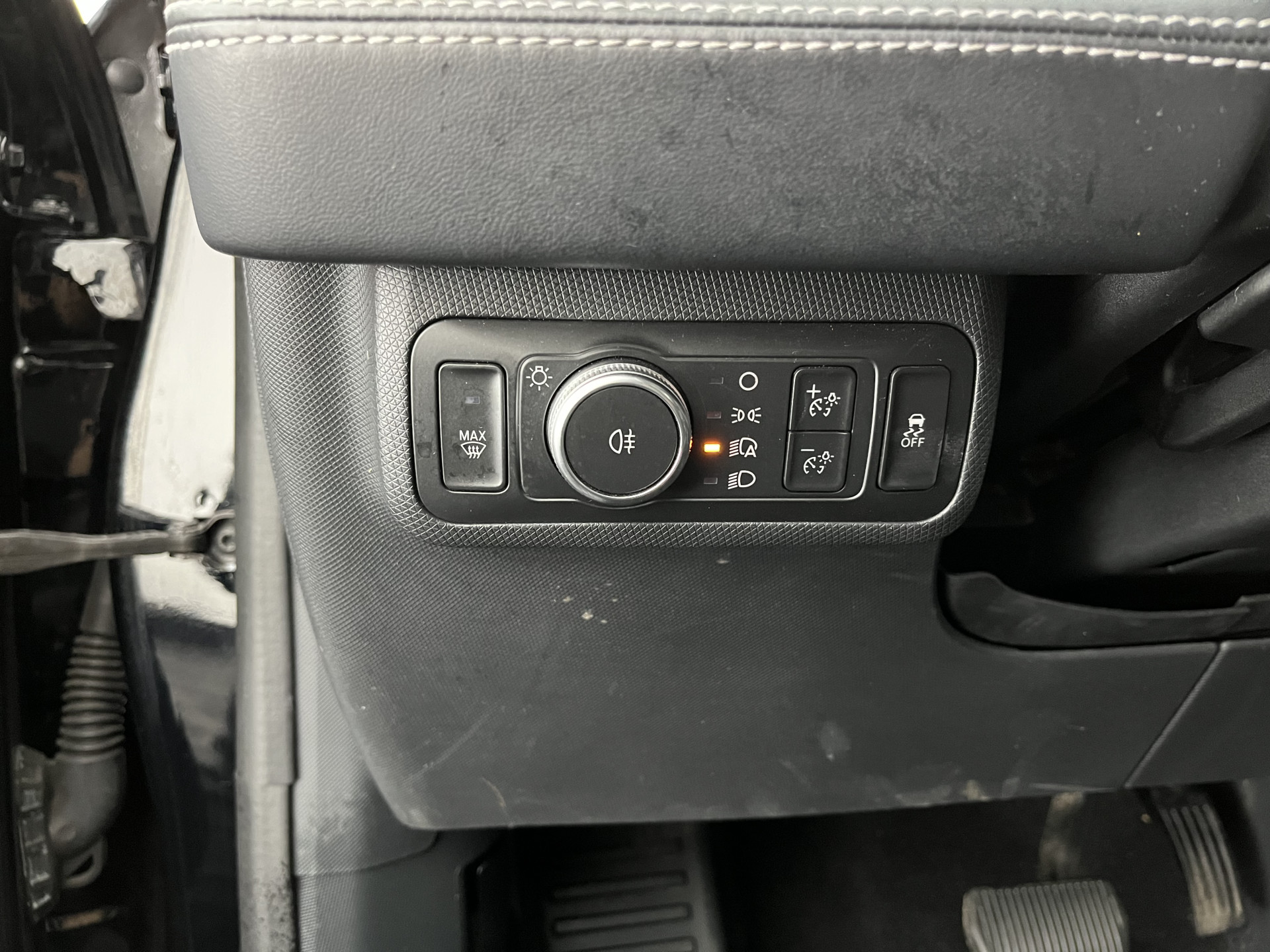 Ford Mustang Mach-E RWD 75 kWh [ 3-Fase-11kW ] {SOH-83%} (INCL-BTW)  Aut. *LEATHER | FULL-LED | DAB | DIGI-COCKPIT | KEYLESS | NAVI-FULLMAP | CARPLAY | HEATED-COMFORTSEATS | TOPVIEW | ADAPTIVE-CRUISE | PRIVACY-GLASS | 18'' ALU*