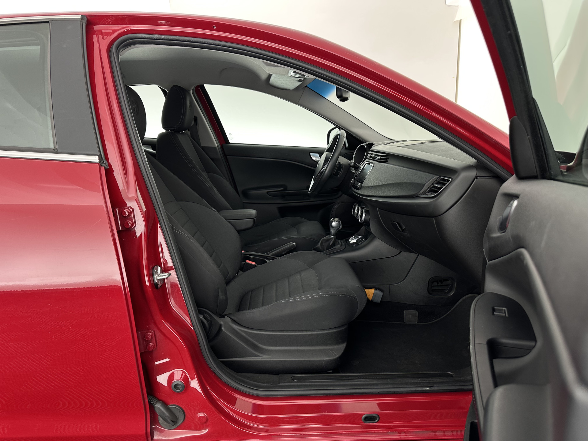 Alfa Romeo Giulietta 1.6 JTDm Super Aut. *NAVI-FULLMAP | SPORTSEATS | SHIFTPADDLES | ECC | PDC | CRUISE | 18''ALU*