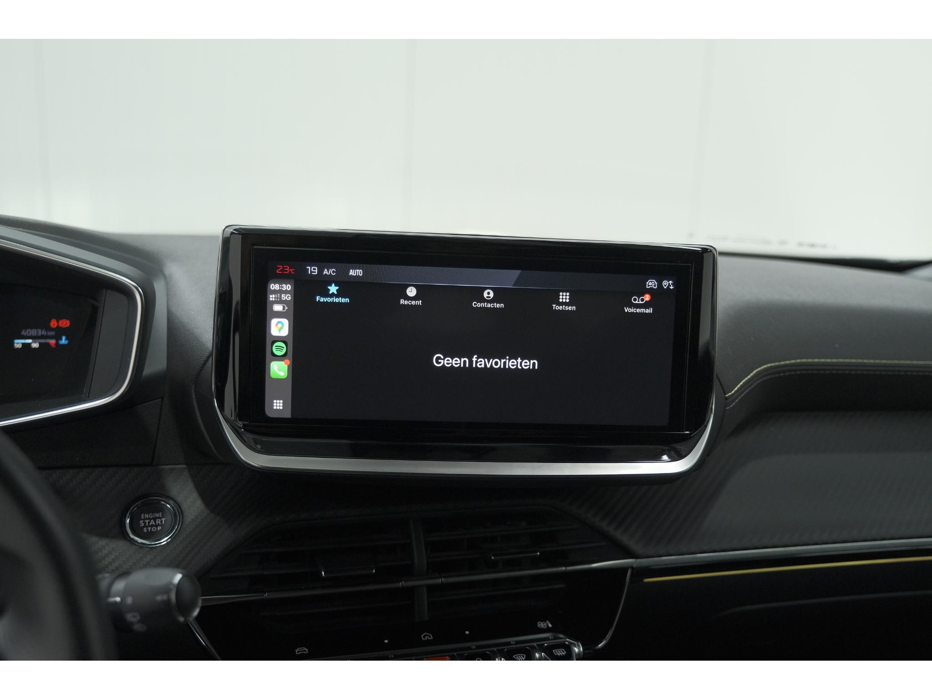 Peugeot 2008 PureTech 130 EAT8 GT | 360 Camera | Adaptieve Cruise Control | Dodehoekdetectie | Navigatie