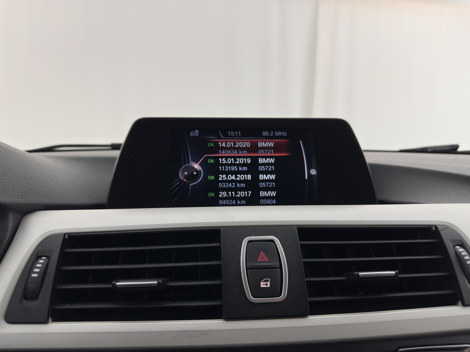 BMW 3-serie Touring 316d High Executive *FULL-LEATHER | NAVI-FULLMAP | HEATED-COMFORTSEATS | AIRCO | CRUISE | PDC | 17''ALU*