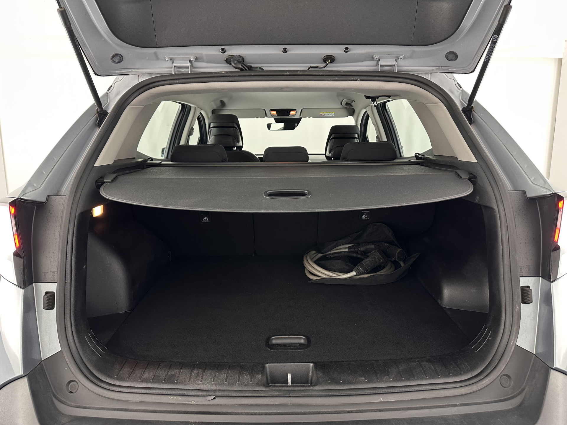 Kia Sportage 1.6 T-GDi Hybrid Dynamic-Line AWD (Plug-In) (INCL-BTW)  Aut. *FULL-LED | ADAPTIVE-CRUISE | WIDESCREEN-COCKPIT | NAVI-FULLMAP | DAB | COMFORTSEATS | ECC | SHIFTPADDLES | CAMERA | PDC | CARPLAY | 19''ALU*