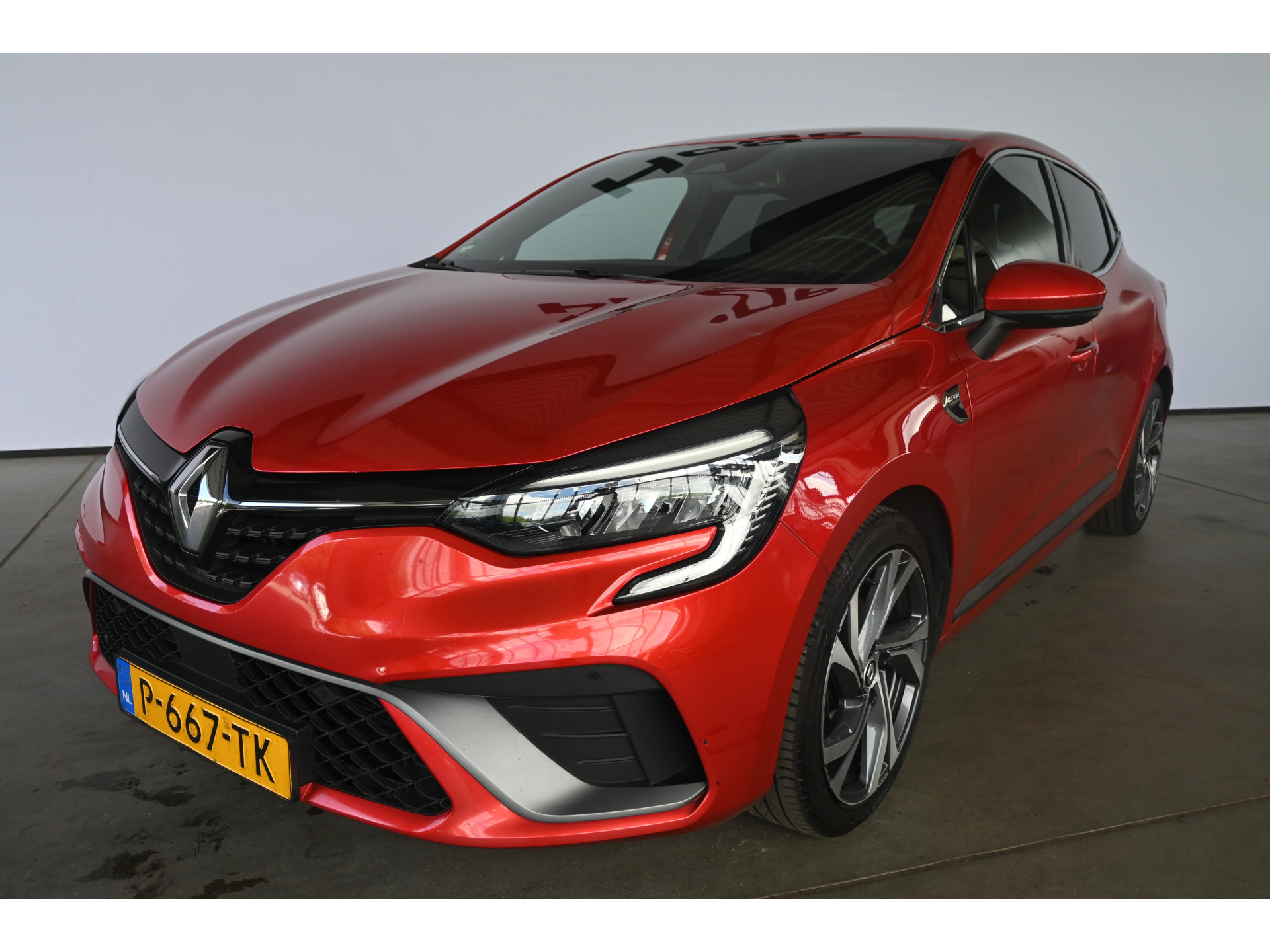 Renault Clio 1.6 E-Tech Hybrid 140 R.S. Line Navigatie Cruise Trekhaak Clima 1e Eigenaar 100% Onderhouden! Inruil Mogelijk!