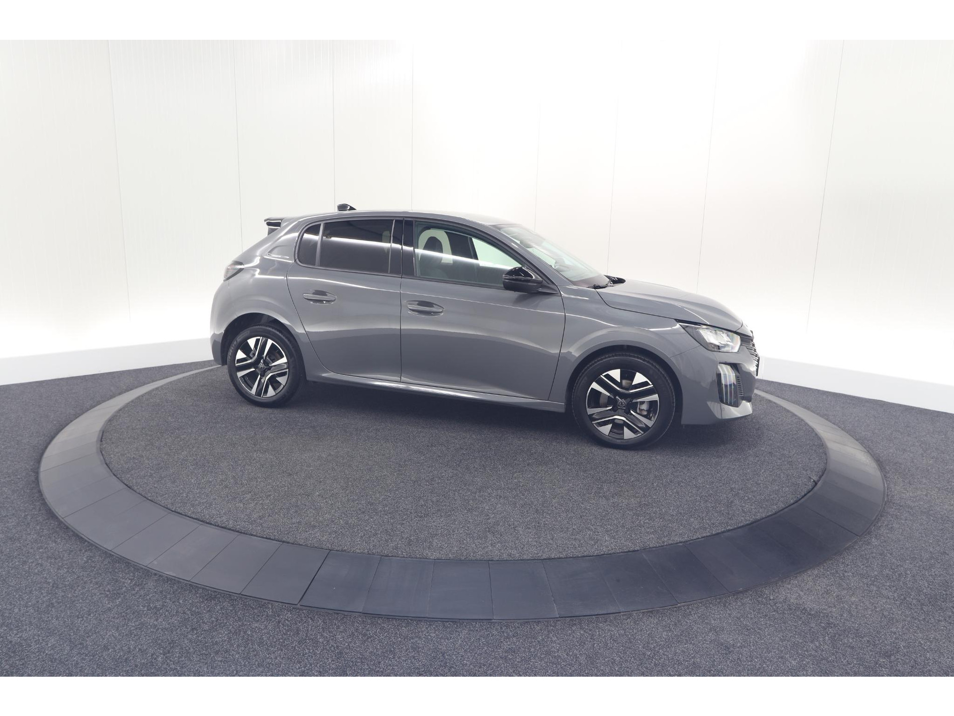 Peugeot 208 Hybrid 110 e-DCS6 Allure | Stoelverwarming | Apple Carplay | Parkeersensoren