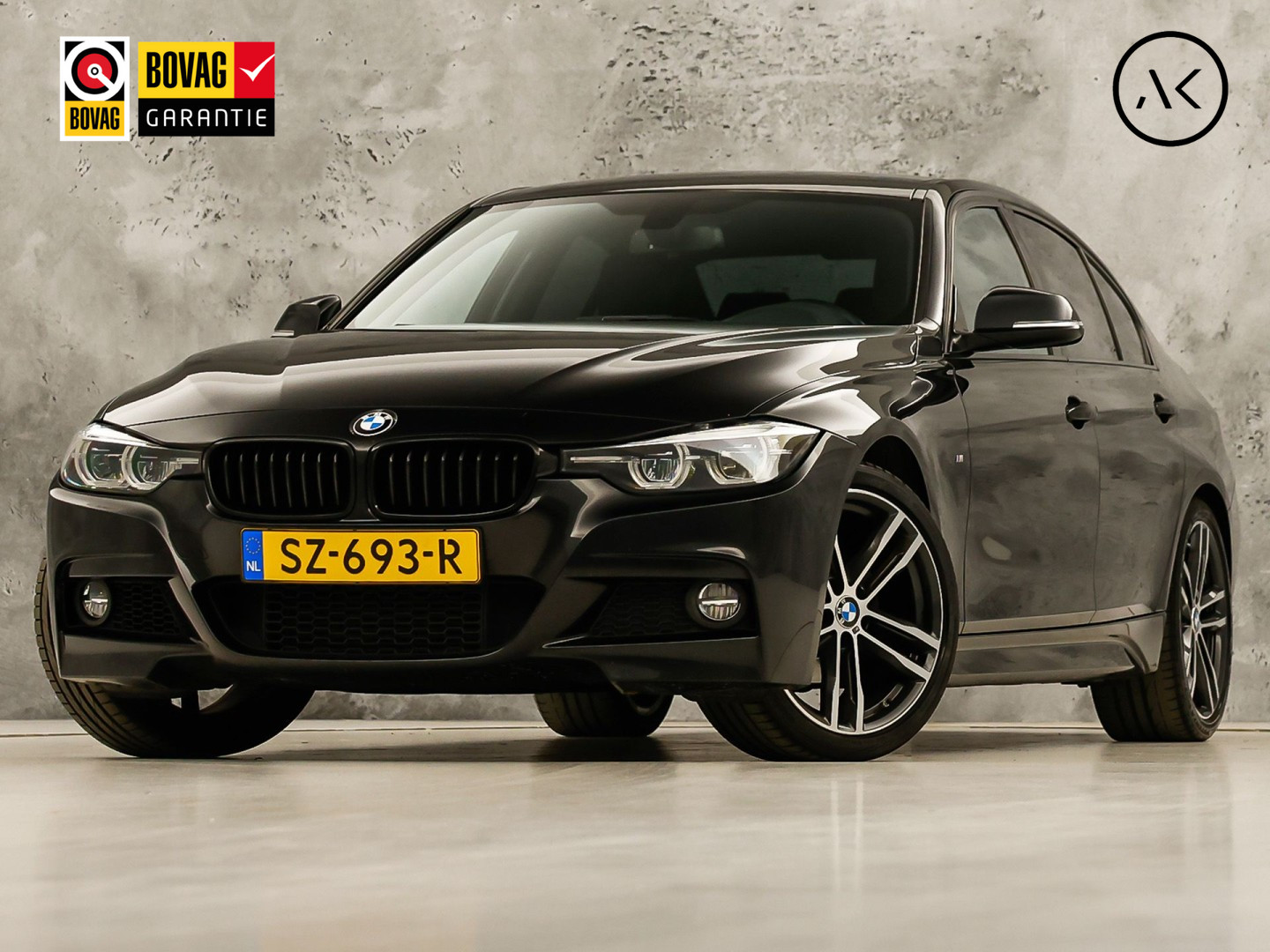 BMW 3 Serie 318i M Sport High Executive Automaat (VIRTUAL COCKPIT, M PAKKET, GROOT NAVI, STOELVERWARMING, SPORT AUTOMAAT, SPORTSTOELEN, TREKHAAK, GETINT GLAS, PARKEERSENSOREN, NIEUWSTAAT)