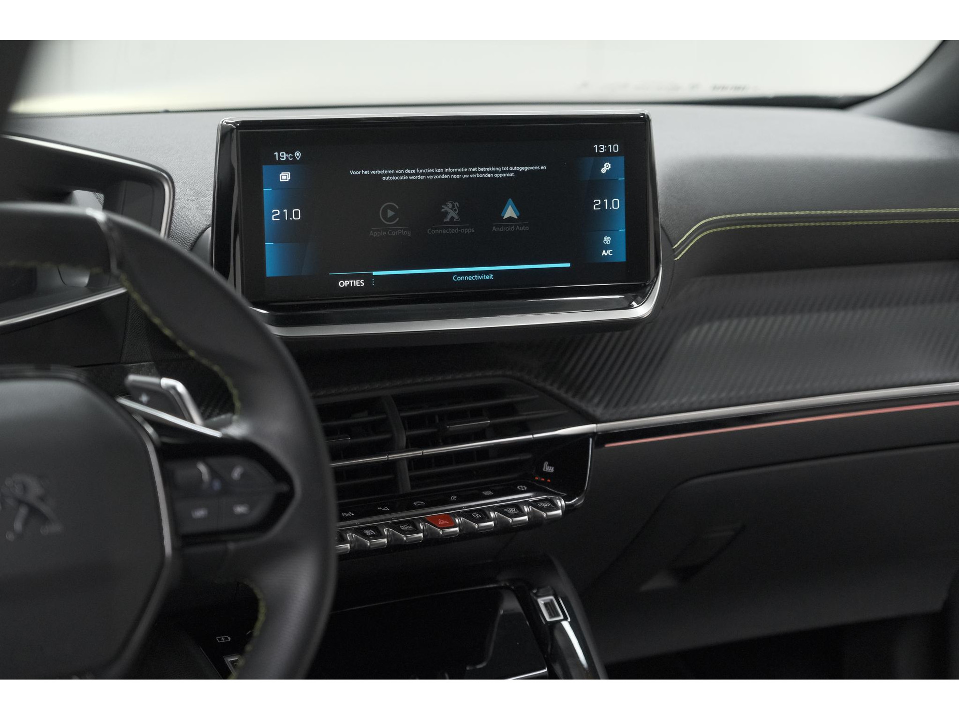 Peugeot 2008 PureTech 130 EAT8 GT | Camera | Dodehoekdetectie | Apple Carplay | Pack Winter