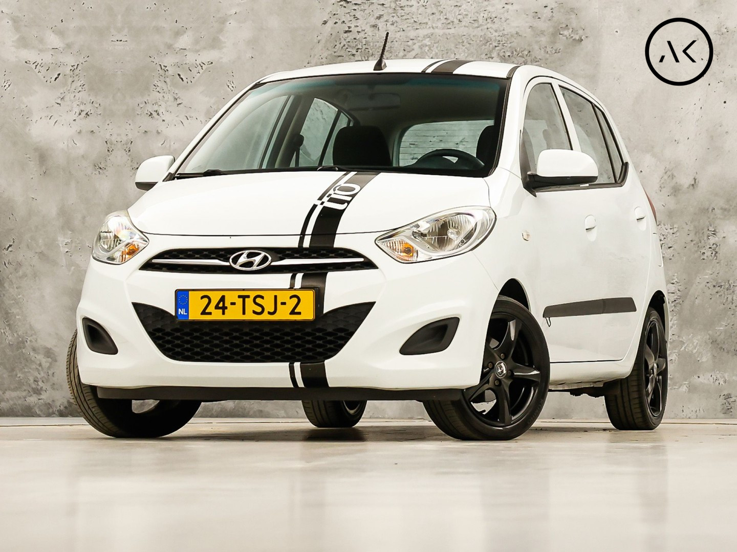 Hyundai i10 1.1 i-Drive Sport (AIRCO, SPORTSTOELEN, LM VELGEN, ELEK RAMEN, NIEUWSTAAT)