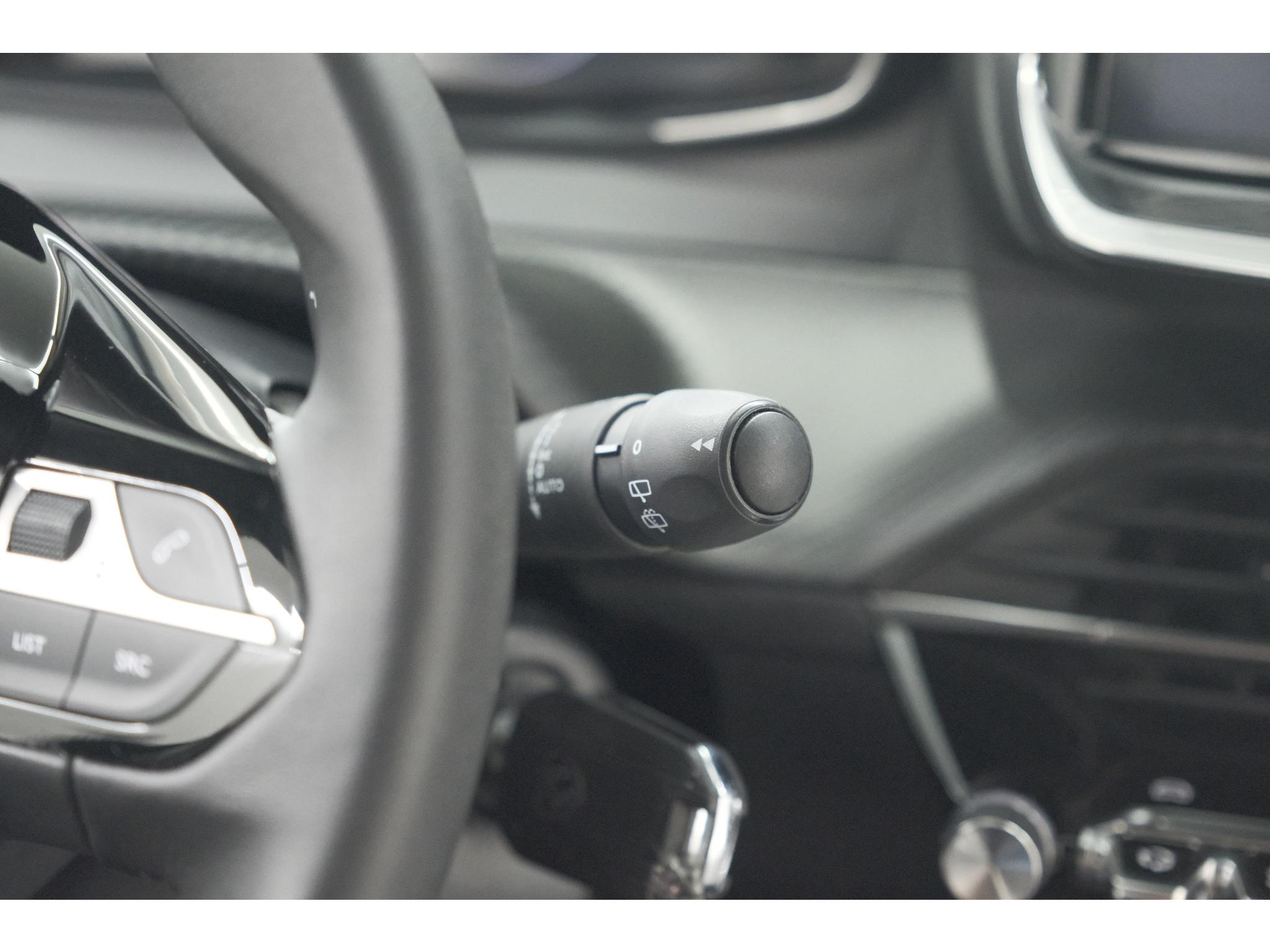 Peugeot 2008 PureTech 130 EAT8 Allure | Camera | Navigatie | Parkeersensoren | Apple Carplay