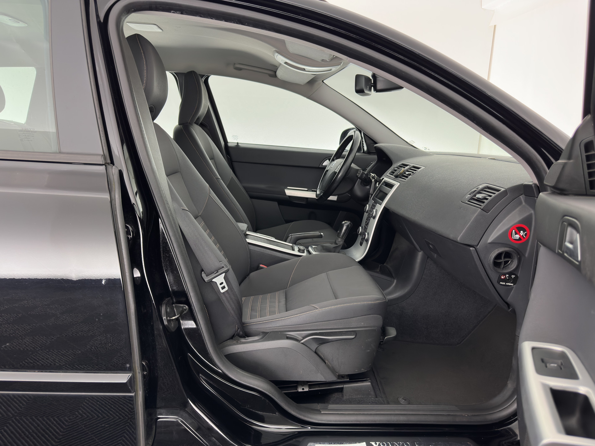 Volvo V50 1.6 D2 S/S Sport *COMFORT-SEATS | ECC | PDC | TOWBAR | 17"ALU*