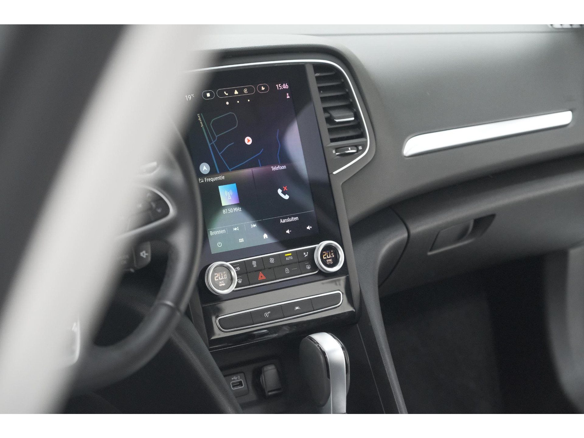 Renault Mégane Estate TCe 140 EDC Techno | Trekhaak | Camera | Navigatie | 9.3 Inch Groot Scherm