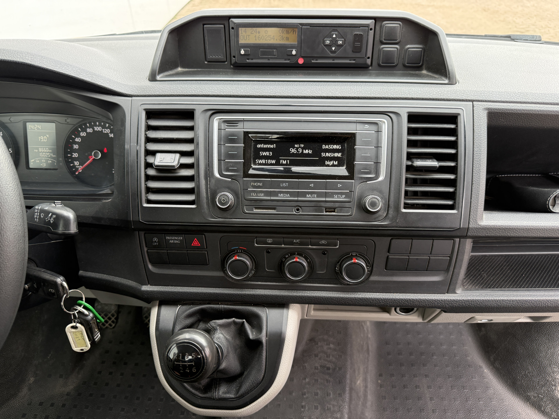 Volkswagen Transporter T6 150PK Open Laadbak Cruise Control Airco 2.2T Trekhaak Pritische Pickup Open Box