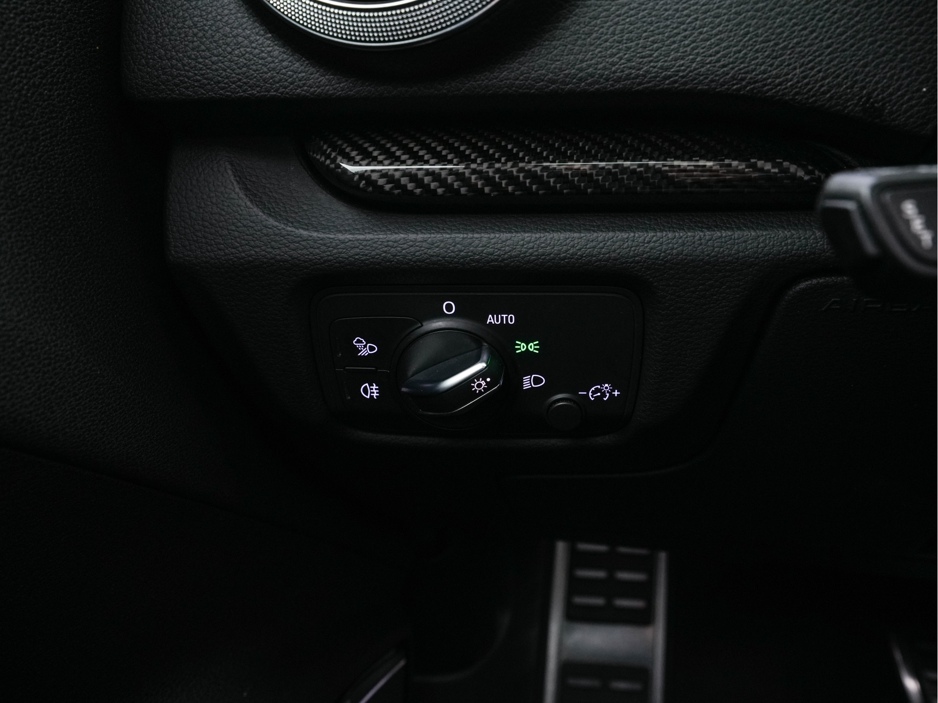 Audi RS3 2.5 TFSI quattro Aut. *RS-SEATS | PANO | NAPPA-FULL-LEATHER | DIGI-COCKPIT | BANG&OLUFSEN | APPLE-CARPLAY | ADAPTIVE-CRUISE | BLIND-SPOT | CAMERA | KEYLESS | NAVI-FULLMAP | DAB+ | MAGNETIC-RIDE | 19''ALU*